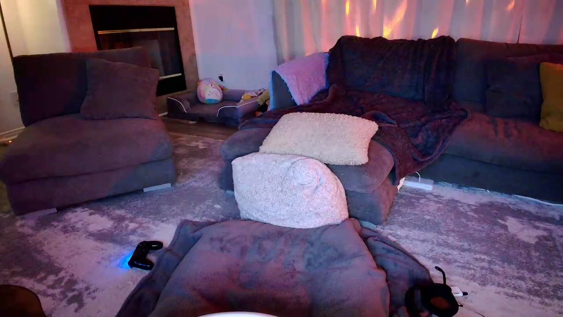 Gallery image thumbnail from kaydolll's myfreecams stream on, 06/13/2026, 08:15 image 11 of 20
