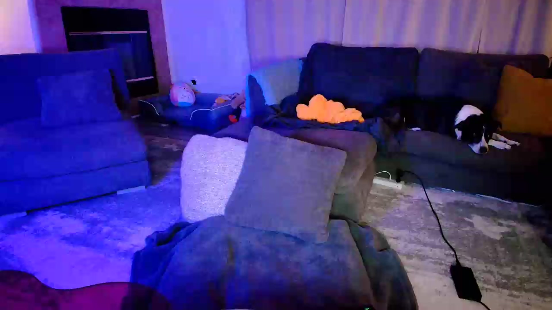 Gallery image thumbnail from kaydolll's myfreecams stream on, 06/15/2026, 07:43 image 1 of 20