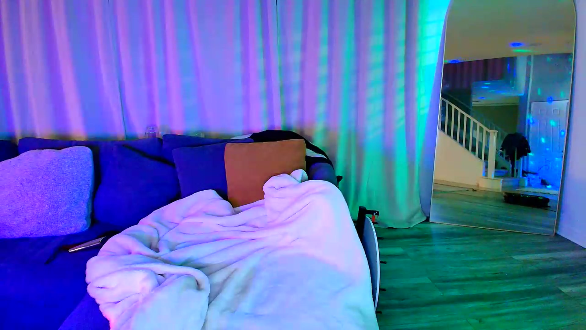 Gallery image thumbnail from kaydolll's myfreecams stream on, 06/19/2026, 05:46 image 11 of 20