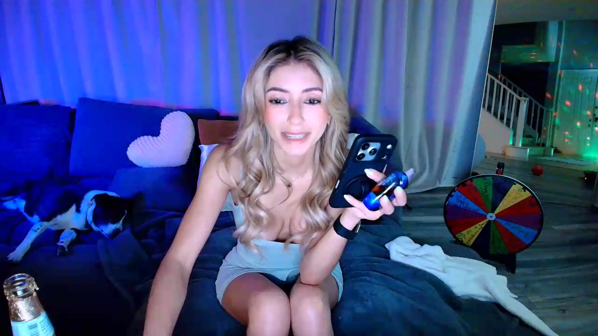Gallery image thumbnail from kaydolll's myfreecams stream on, 06/23/2026, 08:06 image 8 of 20