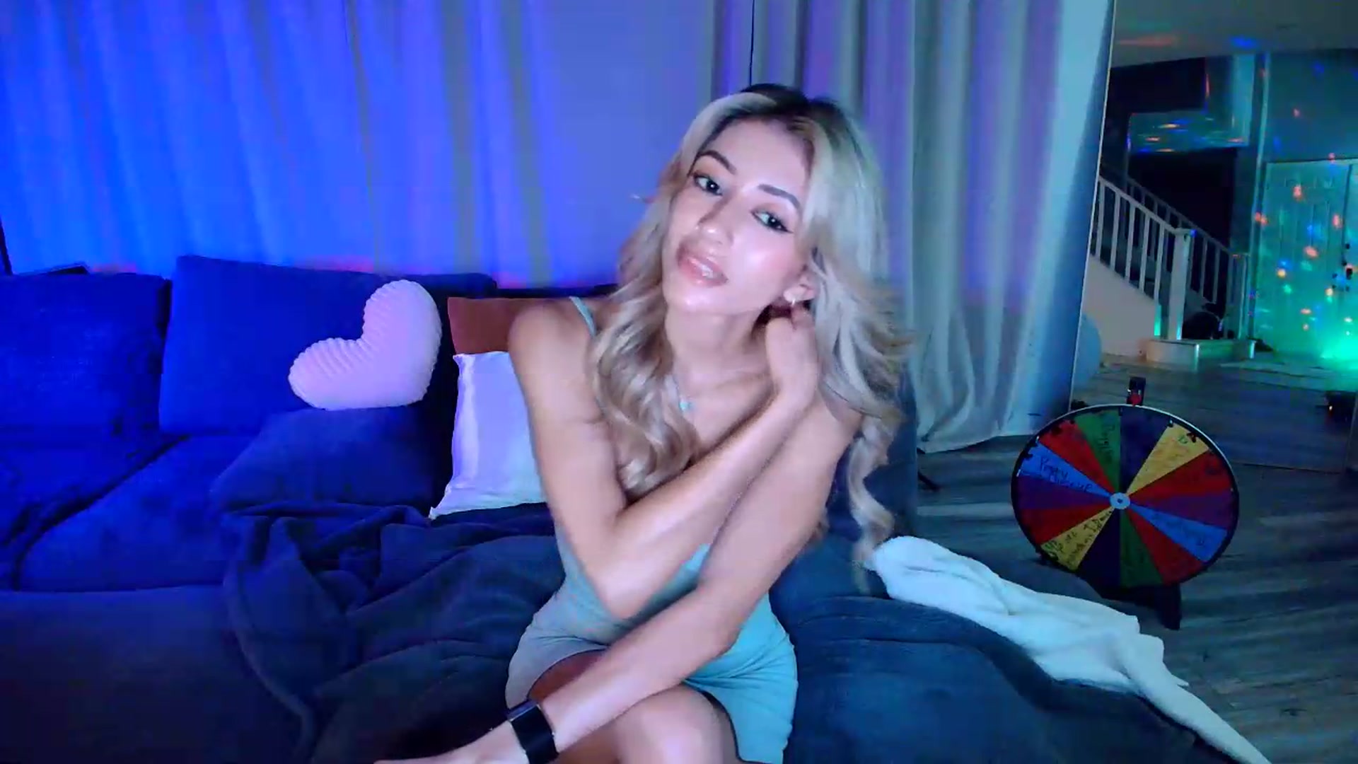 Gallery image thumbnail from kaydolll's myfreecams stream on, 06/23/2026, 08:06 image 3 of 20