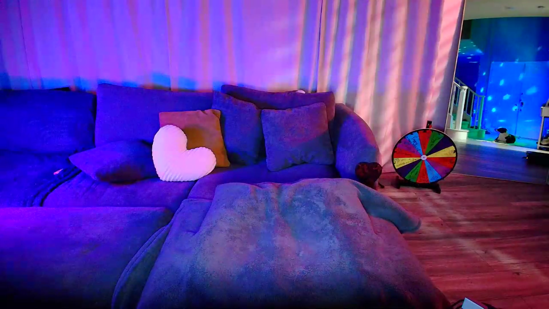 Gallery image thumbnail from kaydolll's myfreecams stream on, 06/25/2026, 05:33 image 4 of 20