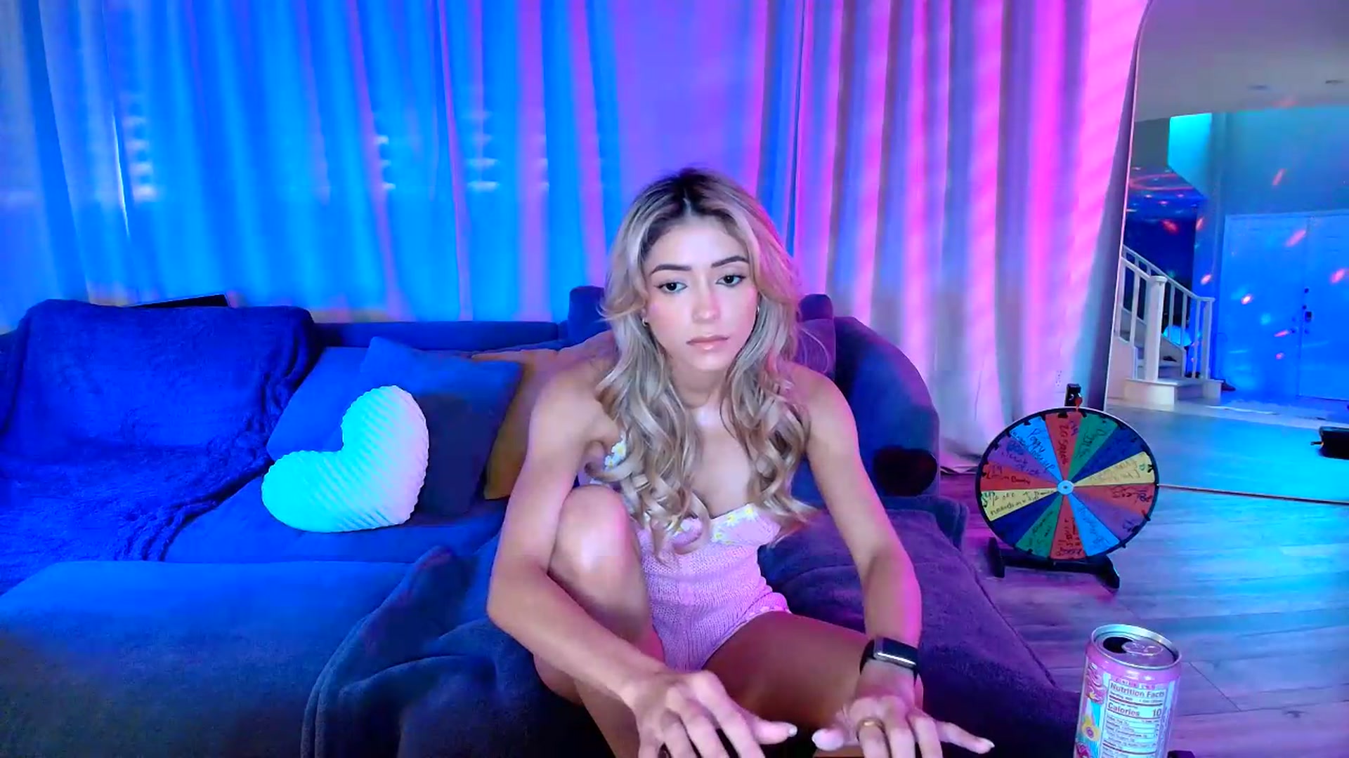 Gallery image thumbnail from kaydolll's myfreecams stream on, 06/28/2026, 03:29 image 10 of 20