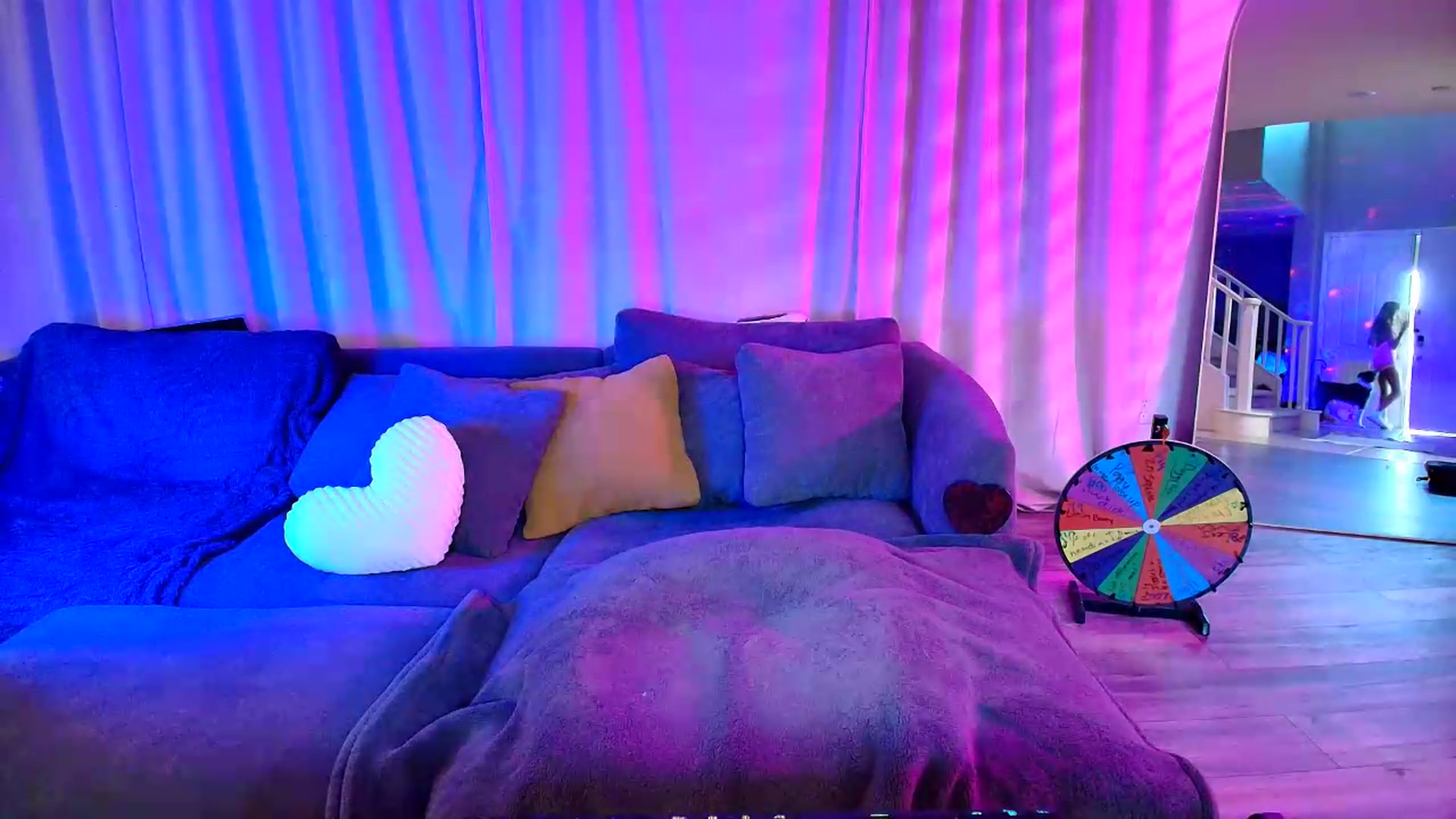 Gallery image thumbnail from kaydolll's myfreecams stream on, 06/28/2026, 03:29 image 12 of 20