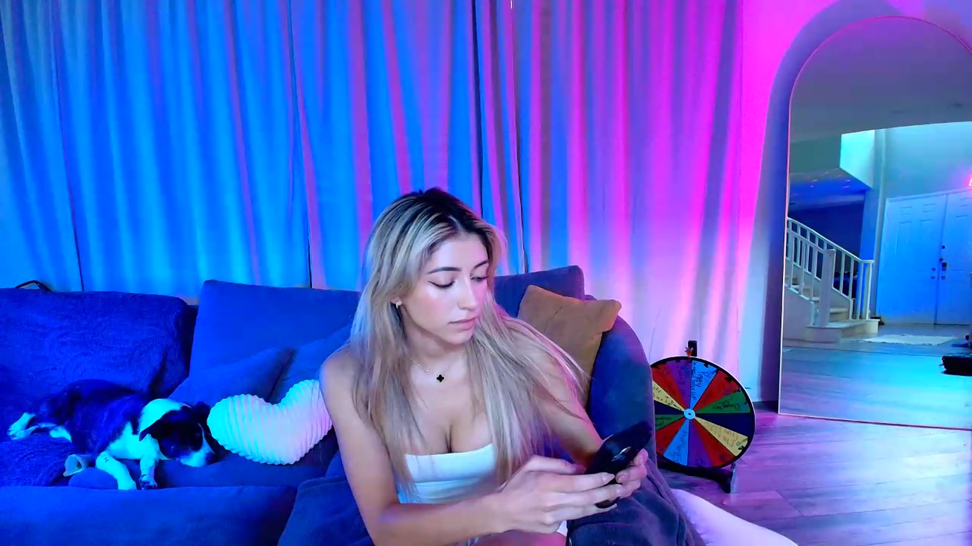 Gallery image thumbnail from kaydolll's myfreecams stream on, 07/21/2026, 24:00 image 18 of 20