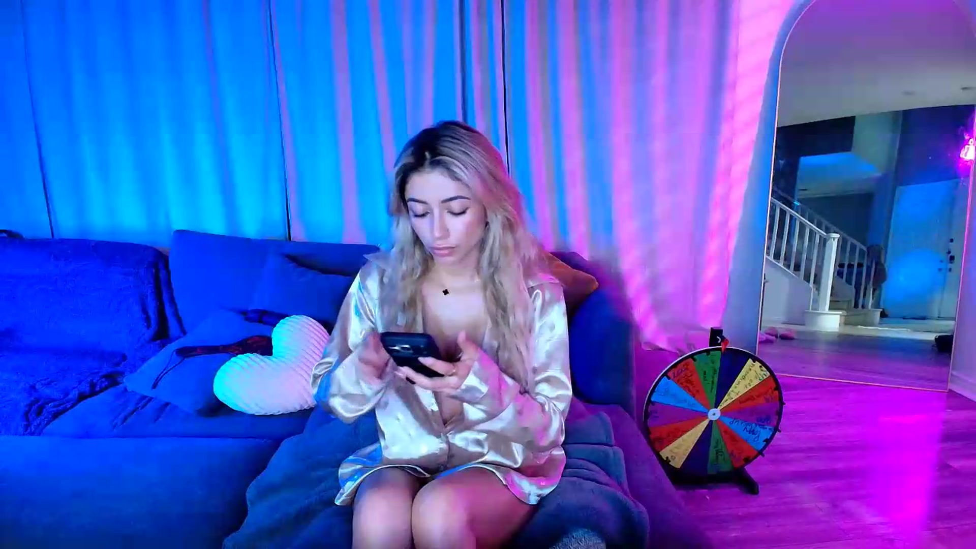 Gallery image thumbnail from kaydolll's myfreecams stream on, 07/22/2026, 06:45 image 5 of 20