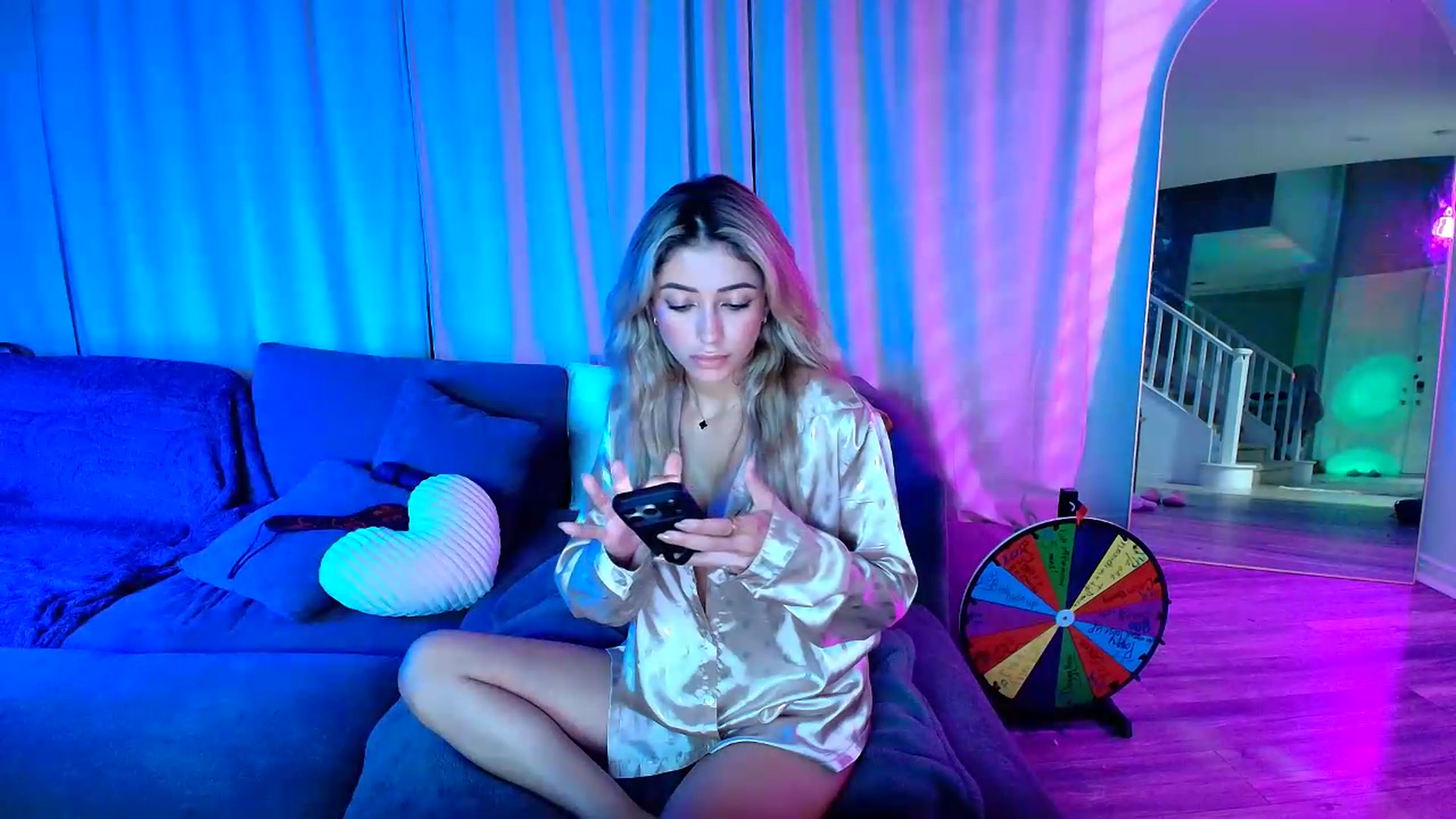 Gallery image thumbnail from kaydolll's myfreecams stream on, 07/22/2026, 06:45 image 6 of 20