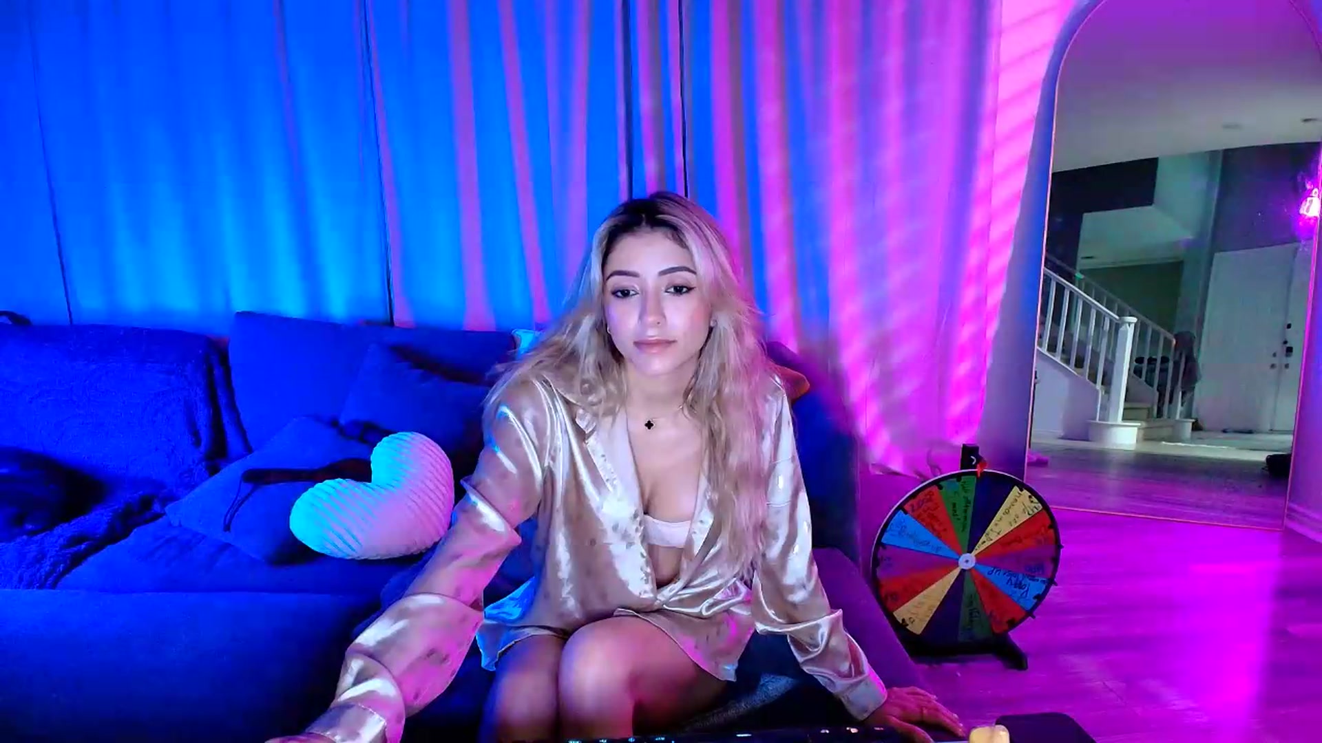 Gallery image thumbnail from kaydolll's myfreecams stream on, 07/22/2026, 06:45 image 20 of 20