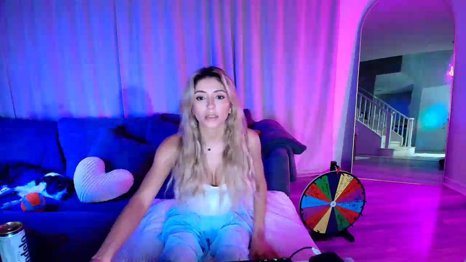 Gallery image thumbnail from kaydolll's myfreecams stream on, 07/24/2026, 06:21 image 1 of 20