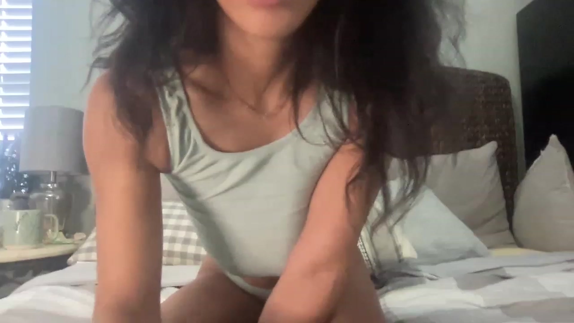 Gallery image thumbnail from kayleemarlee_'s myfreecams stream on, 03/01/2023, 16:48 image 5 of 20