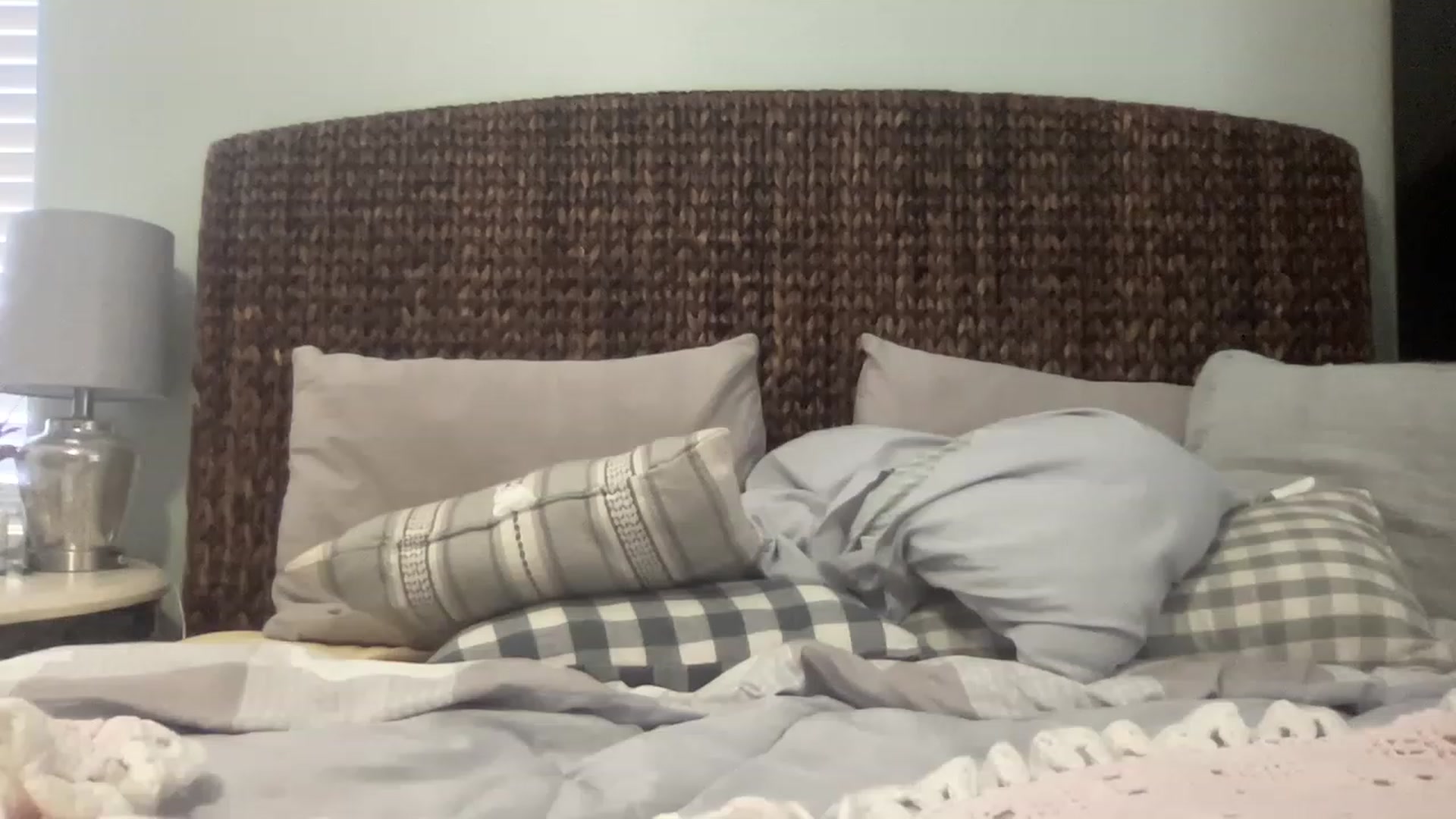 Gallery image thumbnail from kayleemarlee_'s myfreecams stream on, 03/14/2023, 16:52 image 13 of 20