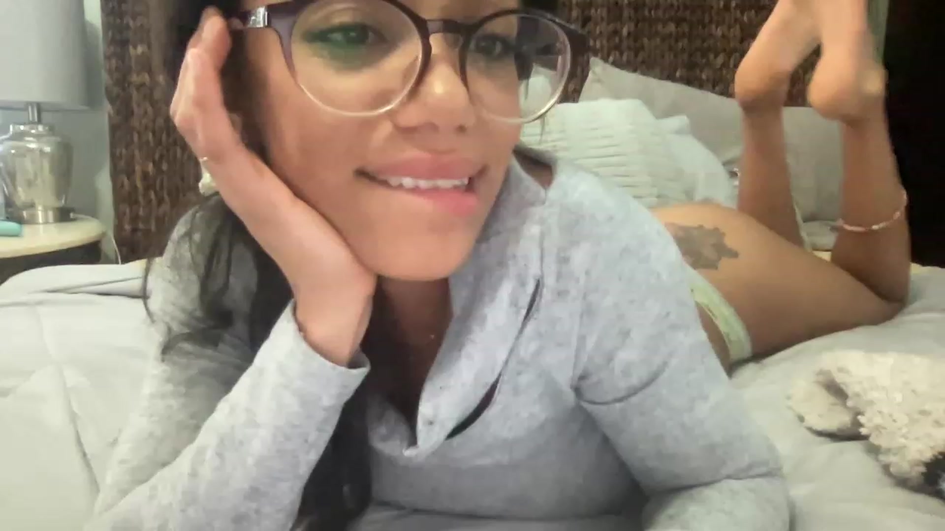 Gallery image thumbnail from kayleemarlee_'s myfreecams stream on, 03/16/2023, 18:37 image 6 of 20