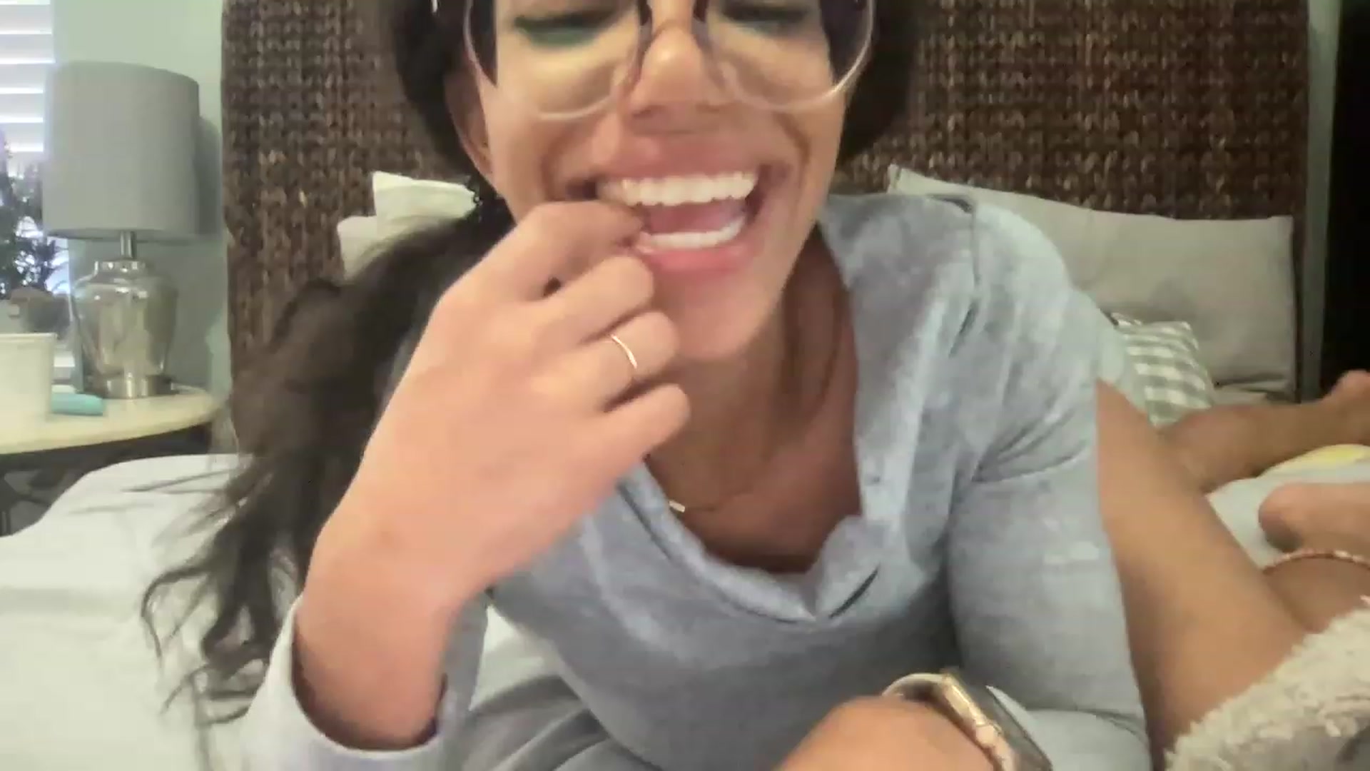 Gallery image thumbnail from kayleemarlee_'s myfreecams stream on, 03/16/2023, 18:37 image 1 of 20