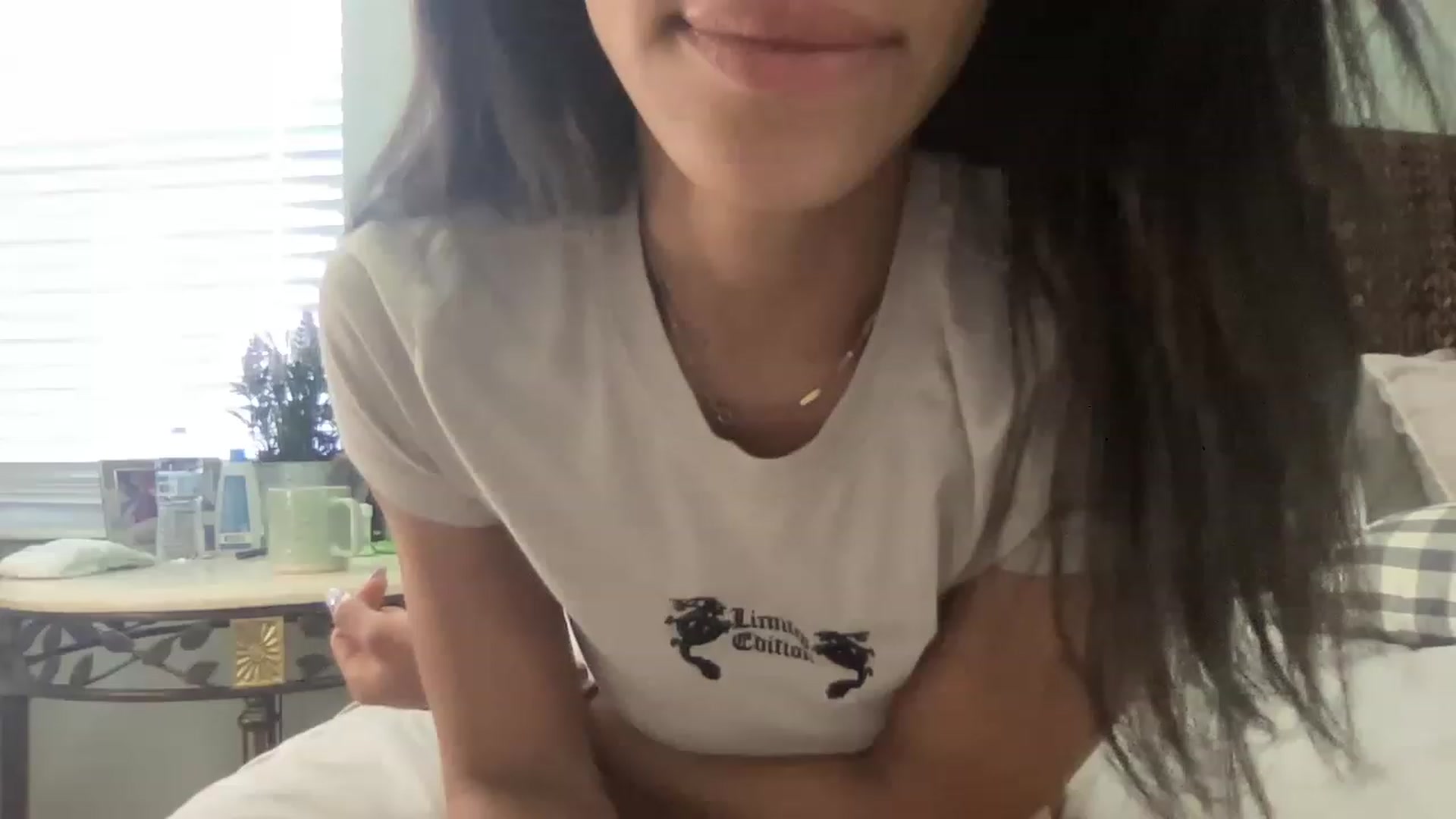 Gallery image thumbnail from kayleemarlee_'s myfreecams stream on, 03/24/2023, 18:02 image 17 of 20