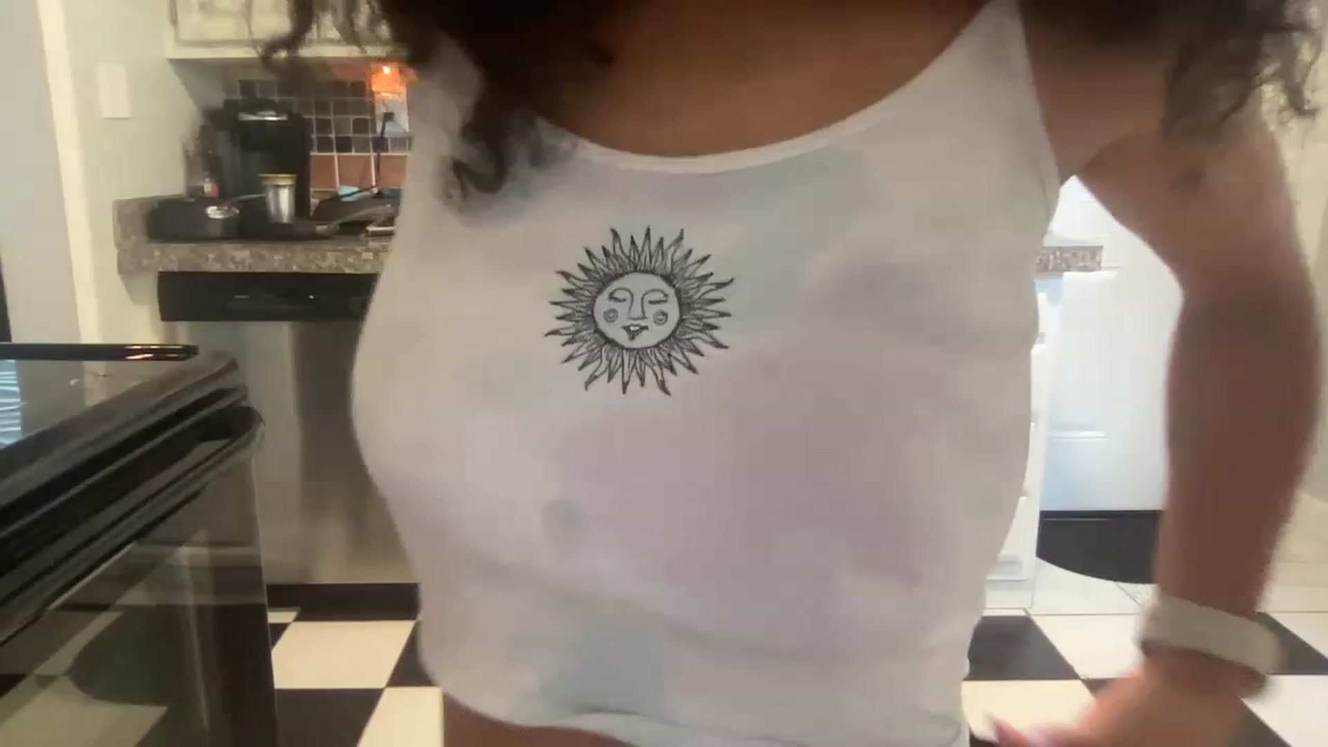 Gallery image thumbnail from kayleemarlee_'s myfreecams stream on, 03/29/2023, 17:08 image 15 of 20