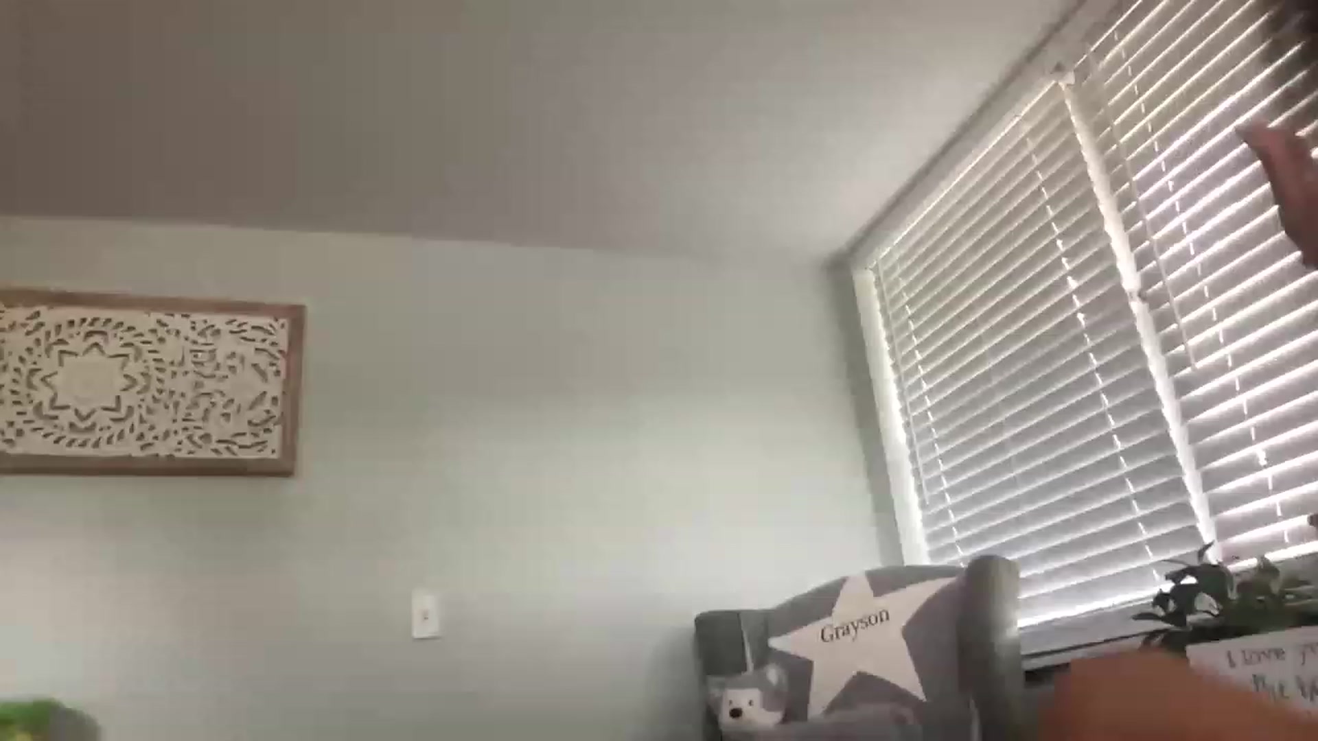 Gallery image thumbnail from kayleemarlee_'s myfreecams stream on, 03/29/2023, 19:23 image 18 of 20