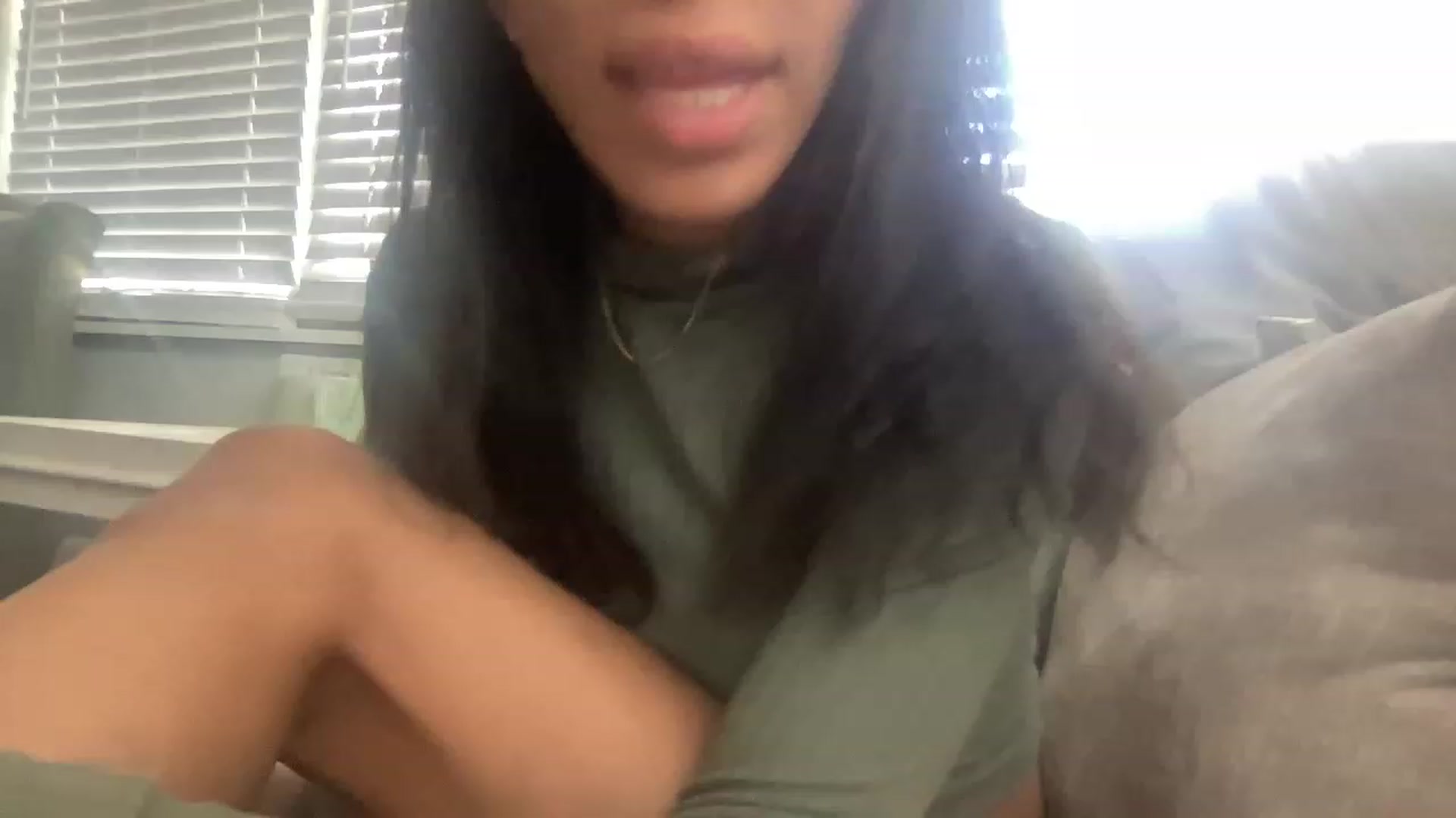 Gallery image thumbnail from kayleemarlee_'s myfreecams stream on, 04/06/2023, 17:05 image 9 of 20