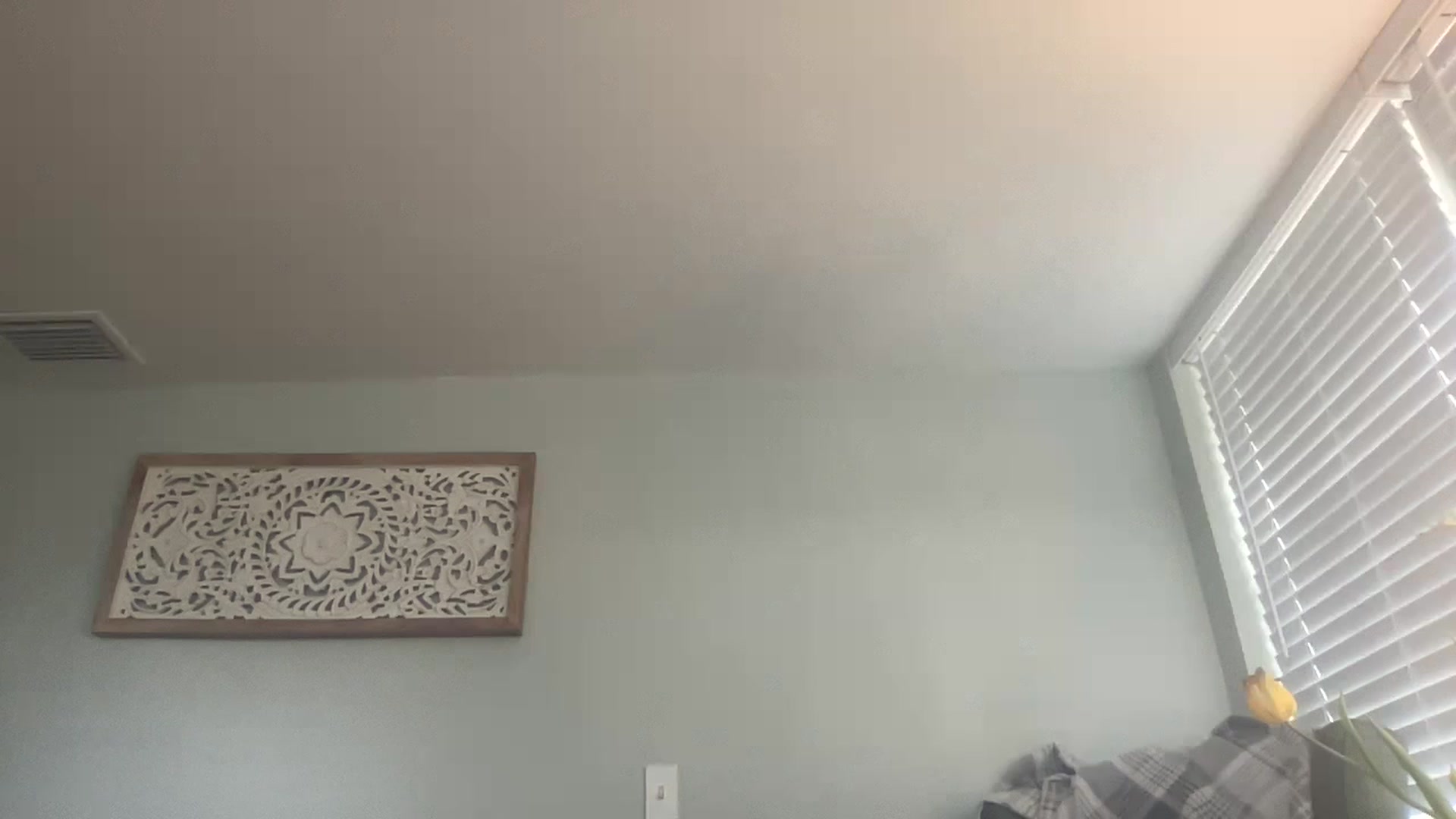 Gallery image thumbnail from kayleemarlee_'s myfreecams stream on, 04/12/2023, 15:53 image 10 of 20