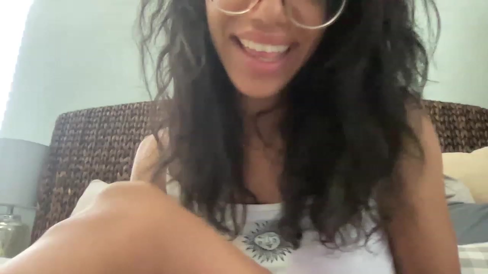 Gallery image thumbnail from kayleemarlee_'s myfreecams stream on, 04/13/2023, 18:28 image 12 of 20