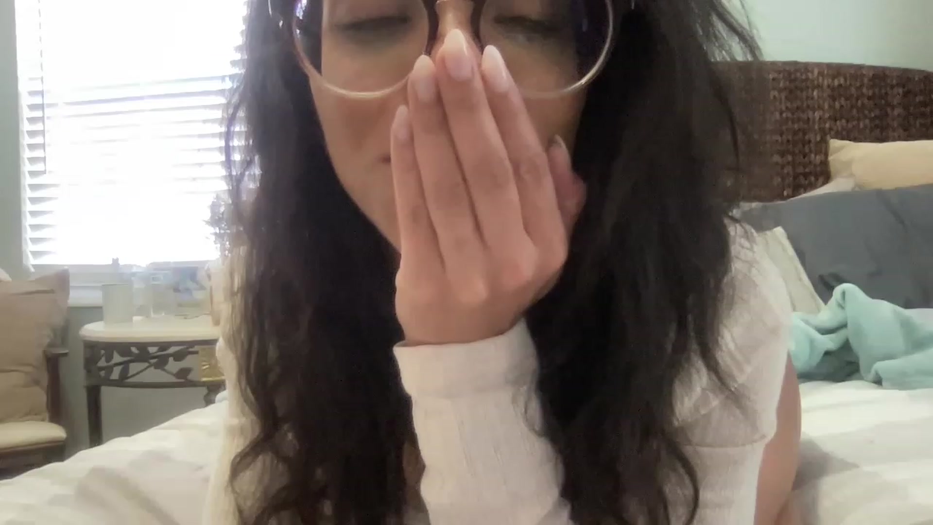 Gallery image thumbnail from kayleemarlee_'s myfreecams stream on, 04/18/2023, 16:16 image 14 of 20