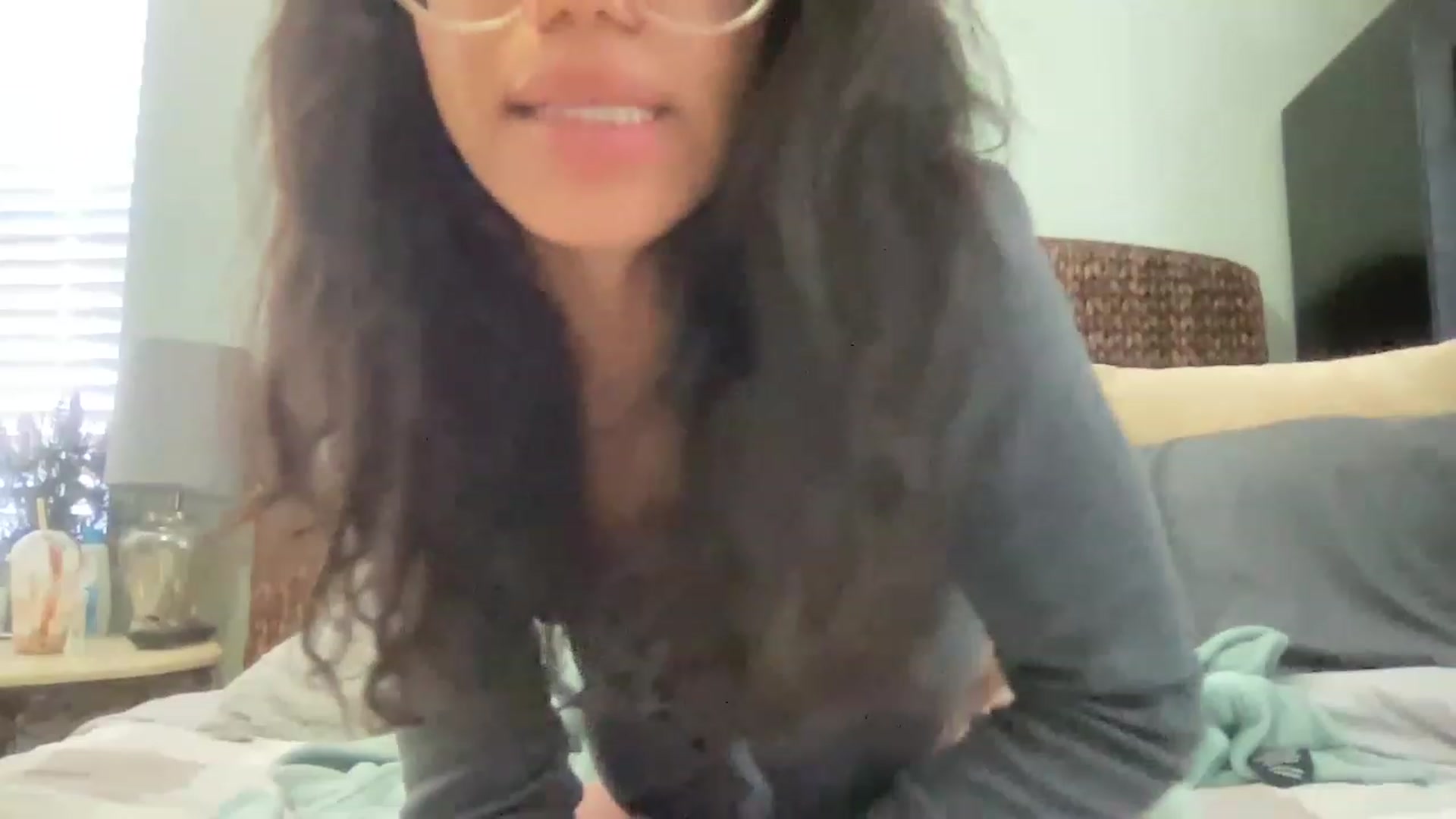Gallery image thumbnail from kayleemarlee_'s myfreecams stream on, 04/18/2023, 18:09 image 4 of 20