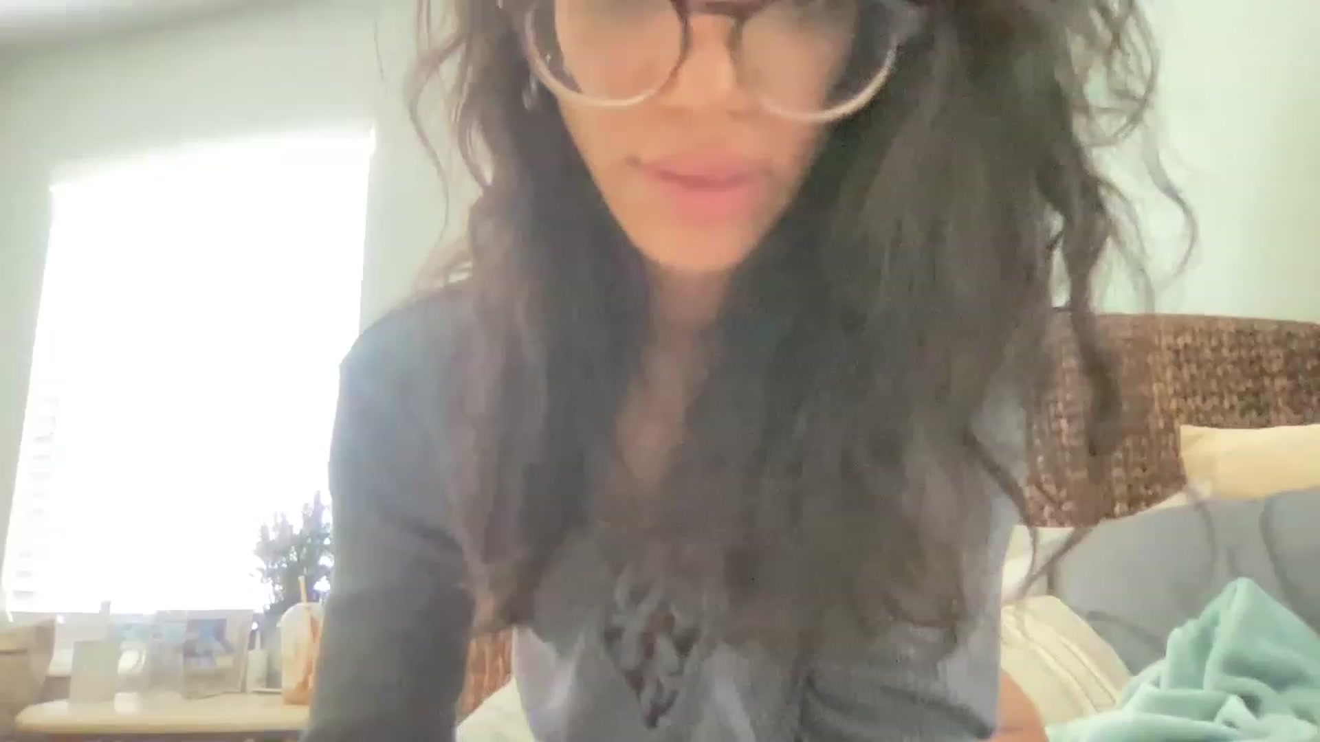 Gallery image thumbnail from kayleemarlee_'s myfreecams stream on, 04/18/2023, 18:09 image 17 of 20