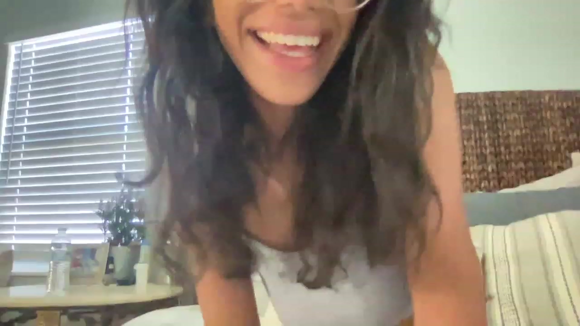 Gallery image thumbnail from kayleemarlee_'s myfreecams stream on, 04/25/2023, 15:24 image 3 of 20