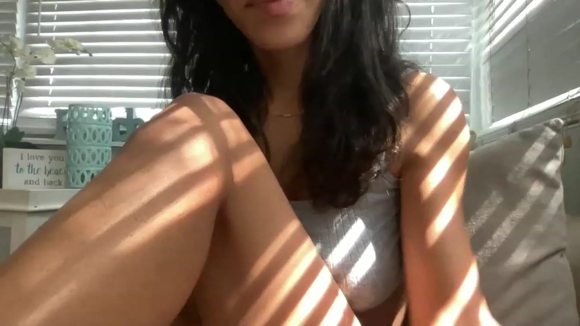 Gallery image thumbnail from kayleemarlee_'s myfreecams stream on, 04/25/2023, 15:24 image 11 of 20