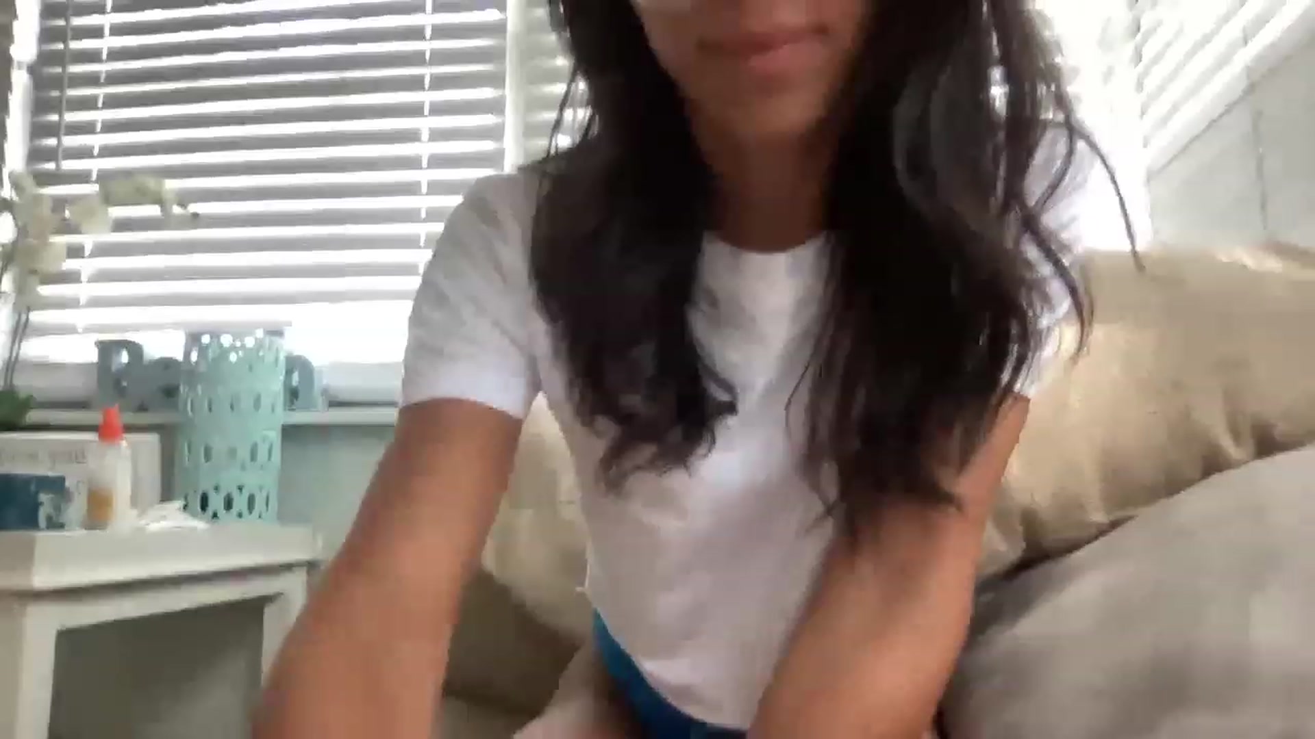 Gallery image thumbnail from kayleemarlee_'s myfreecams stream on, 05/05/2023, 16:02 image 13 of 20
