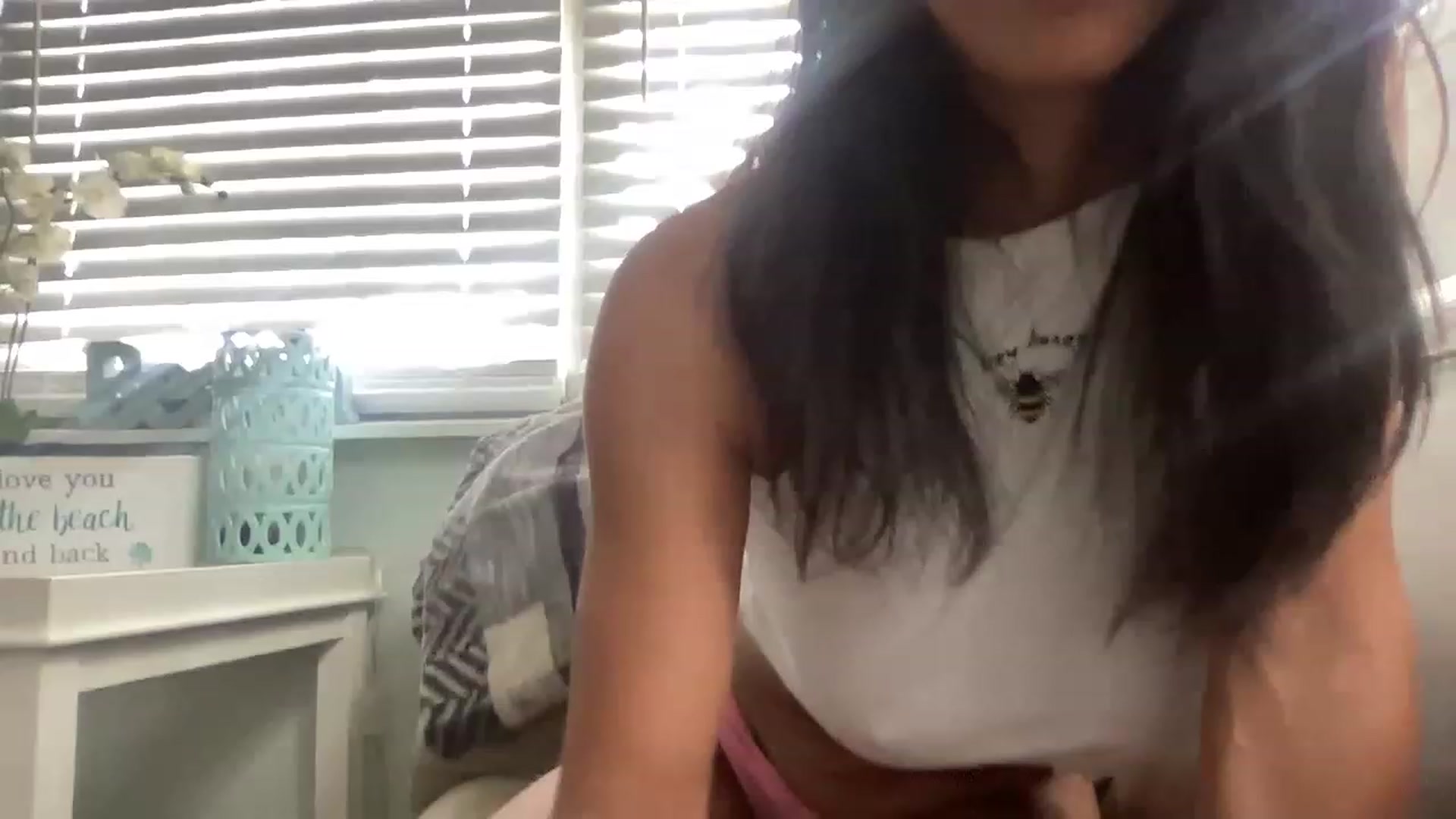 Gallery image thumbnail from kayleemarlee_'s myfreecams stream on, 05/09/2023, 16:58 image 1 of 20