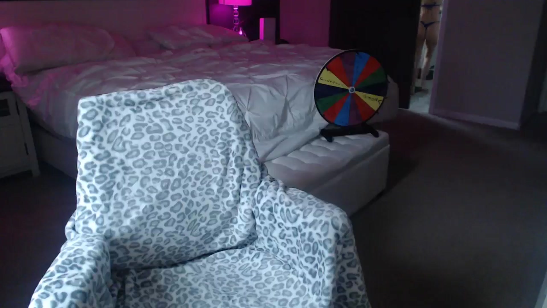 Gallery image thumbnail from kcsweetheart's myfreecams stream on, 11/19/2025, 21:40 image 17 of 20