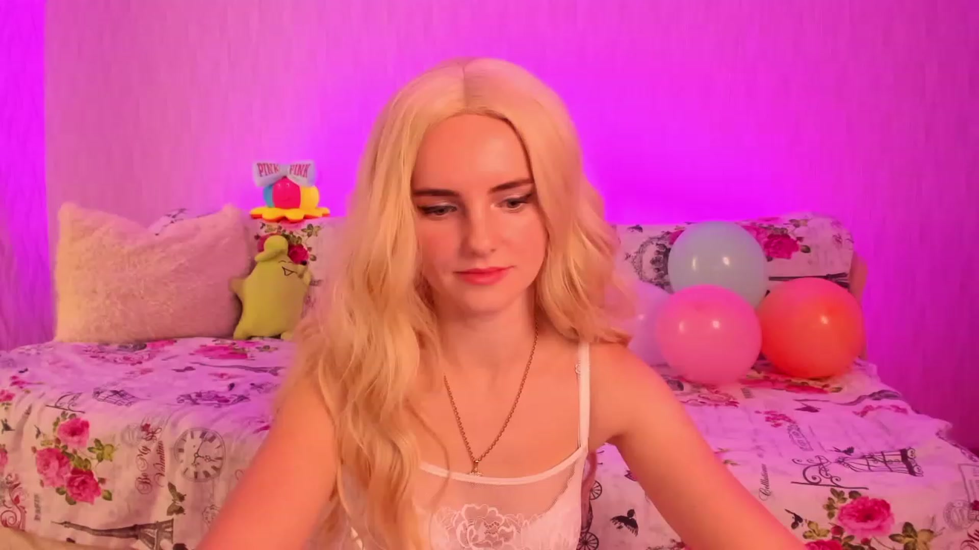 Gallery image thumbnail from kelly__grace_'s myfreecams stream on, 12/03/2022, 18:24 image 11 of 20