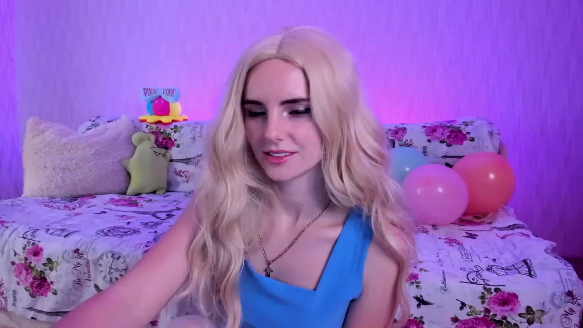 Gallery image thumbnail from kelly__grace_'s myfreecams stream on, 12/03/2022, 23:34 image 12 of 20