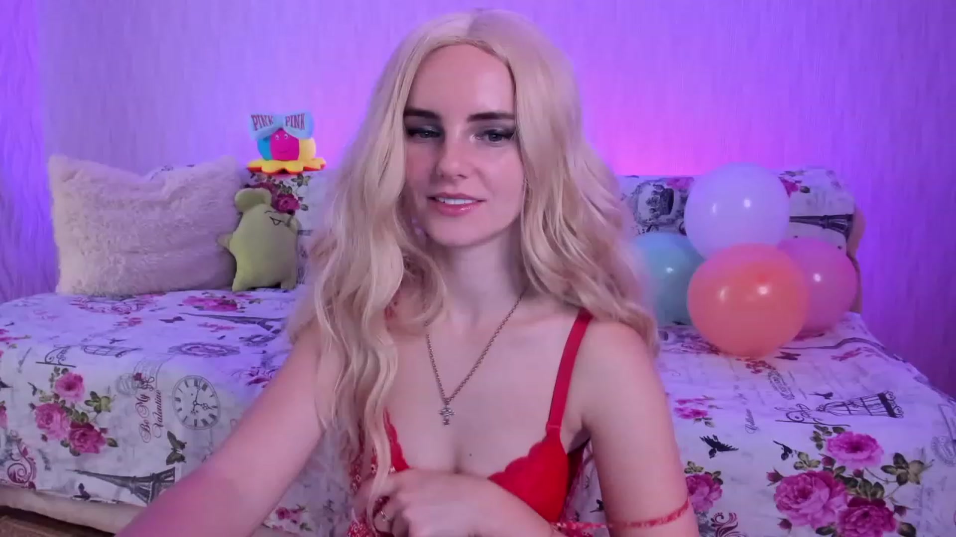 Gallery image thumbnail from kelly__grace_'s myfreecams stream on, 12/04/2022, 08:34 image 2 of 20