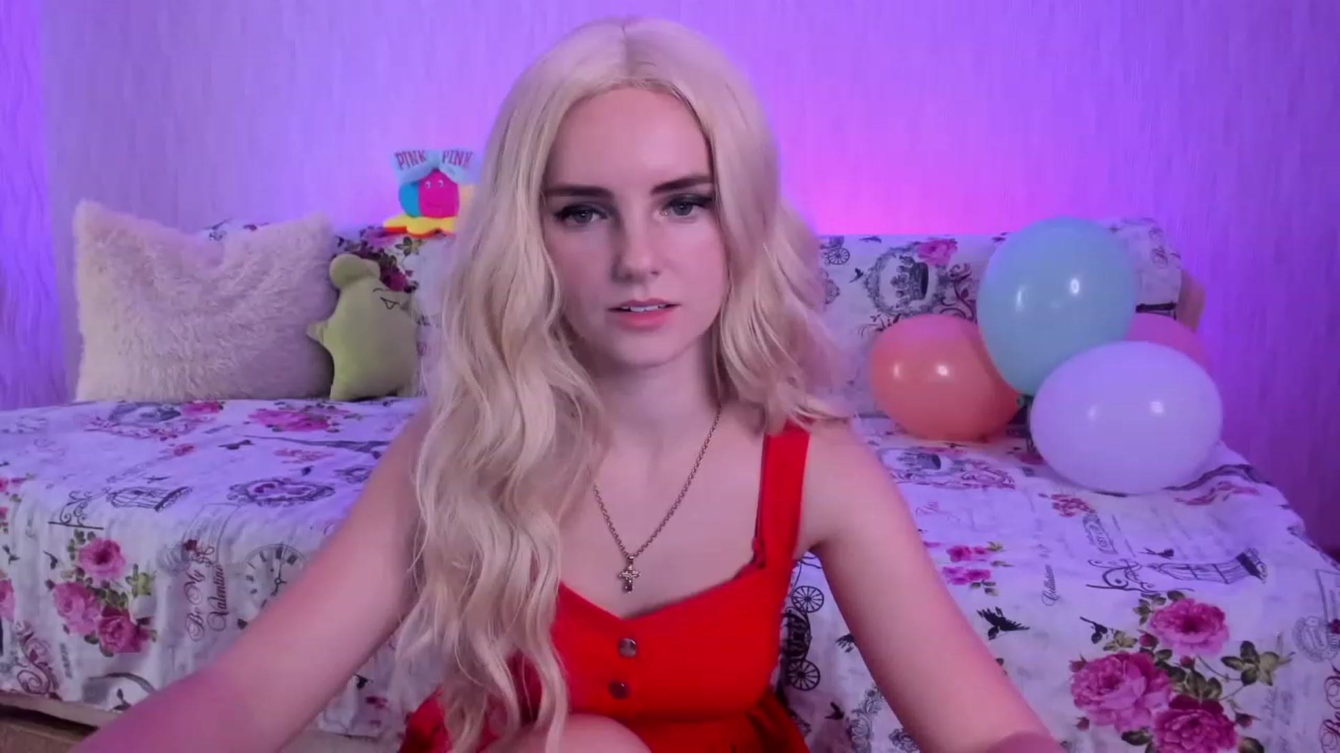 Gallery image thumbnail from kelly__grace_'s myfreecams stream on, 12/05/2022, 22:51 image 5 of 20