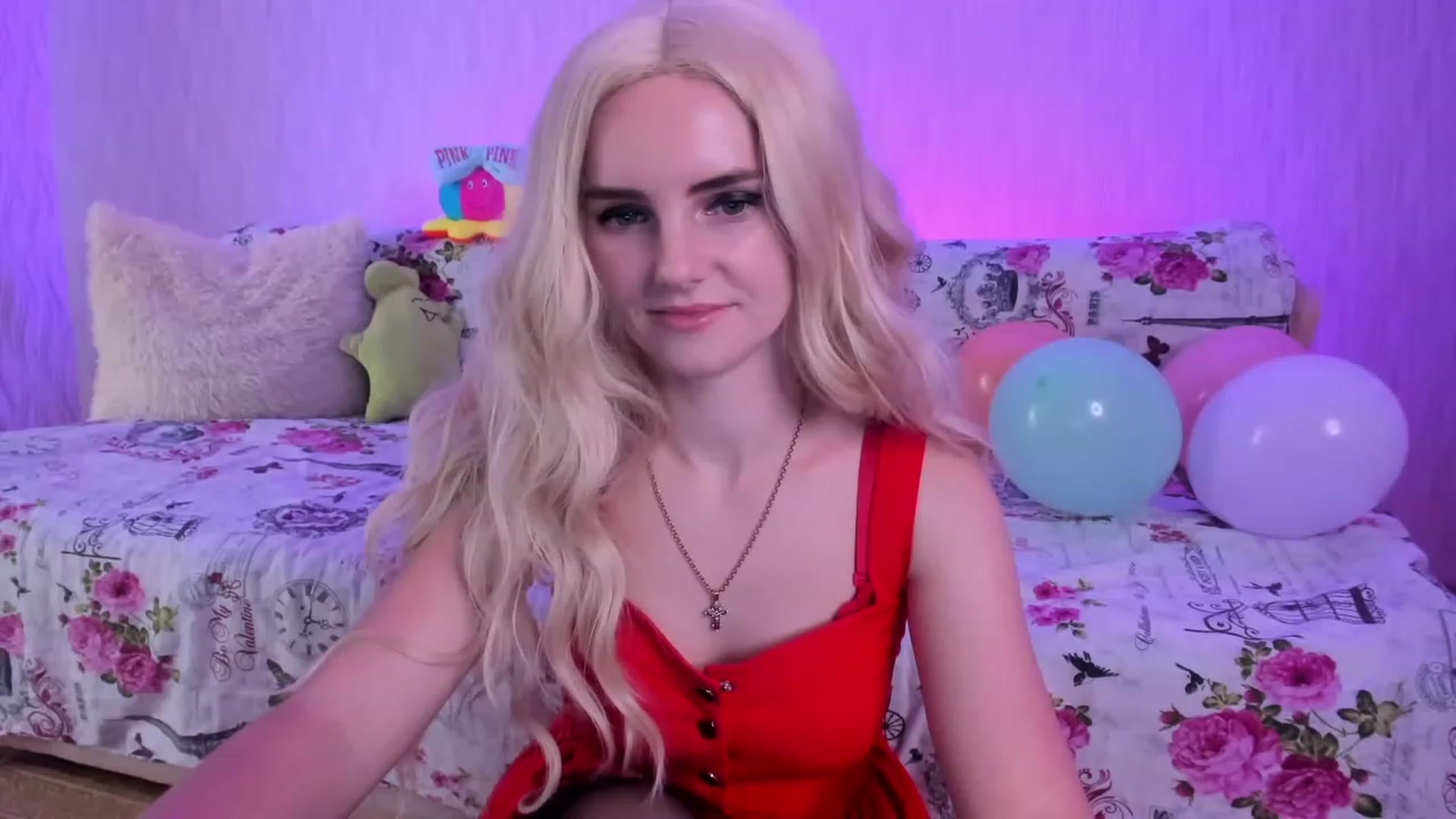 Gallery image thumbnail from kelly__grace_'s myfreecams stream on, 12/06/2022, 24:24 image 14 of 20