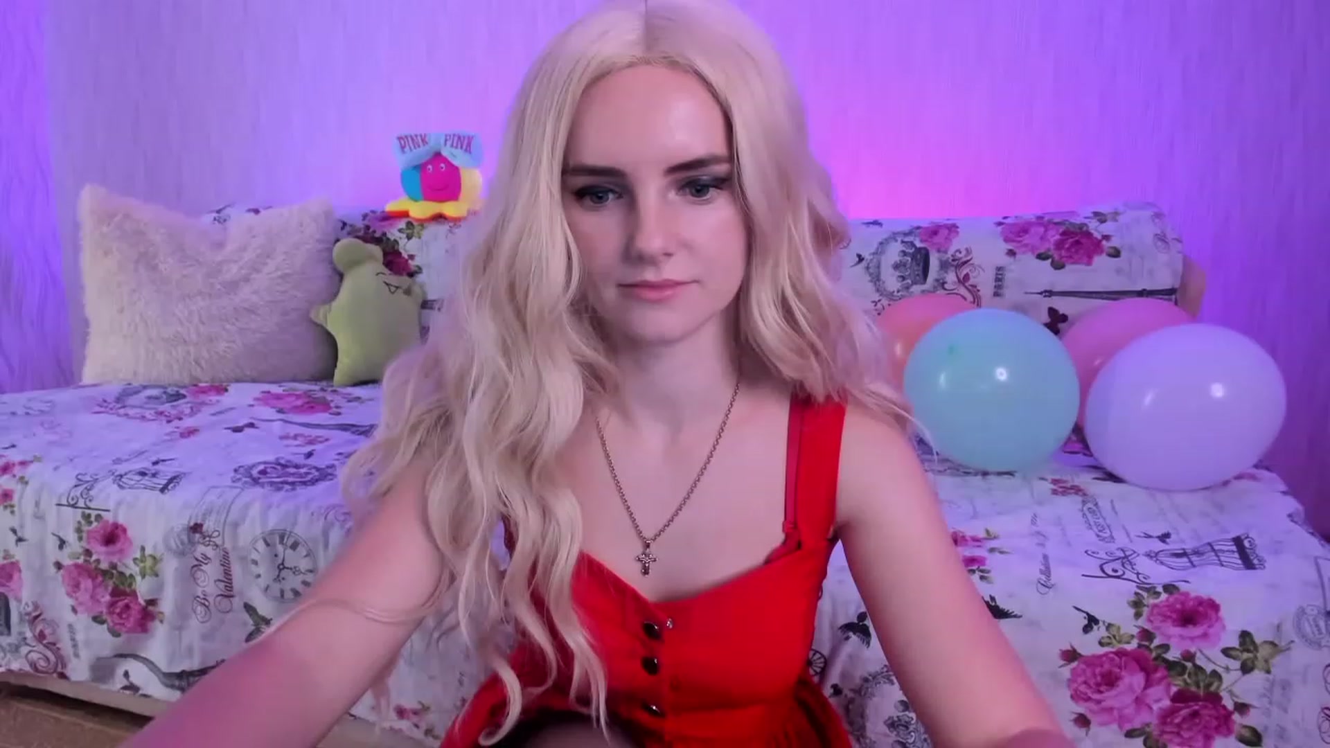 Gallery image thumbnail from kelly__grace_'s myfreecams stream on, 12/06/2022, 24:24 image 15 of 20