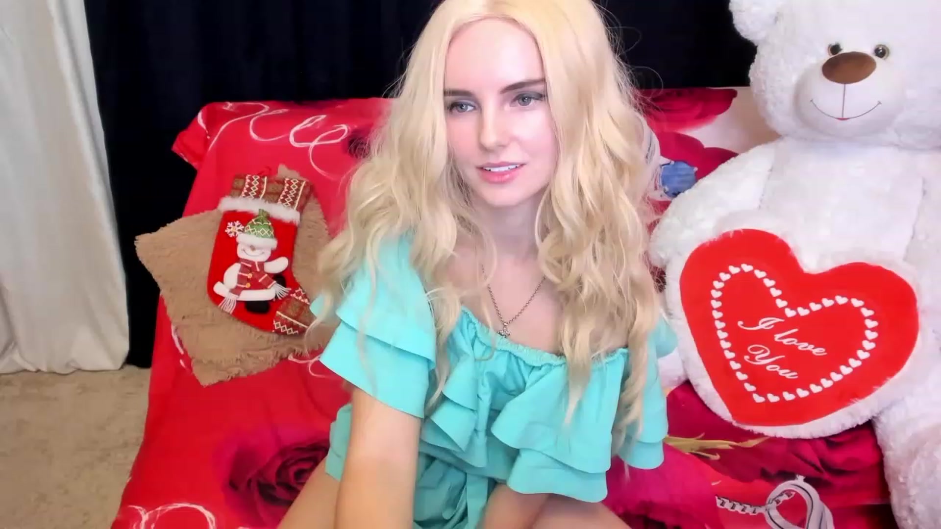 Gallery image thumbnail from kelly__grace_'s myfreecams stream on, 12/13/2022, 02:14 image 6 of 20