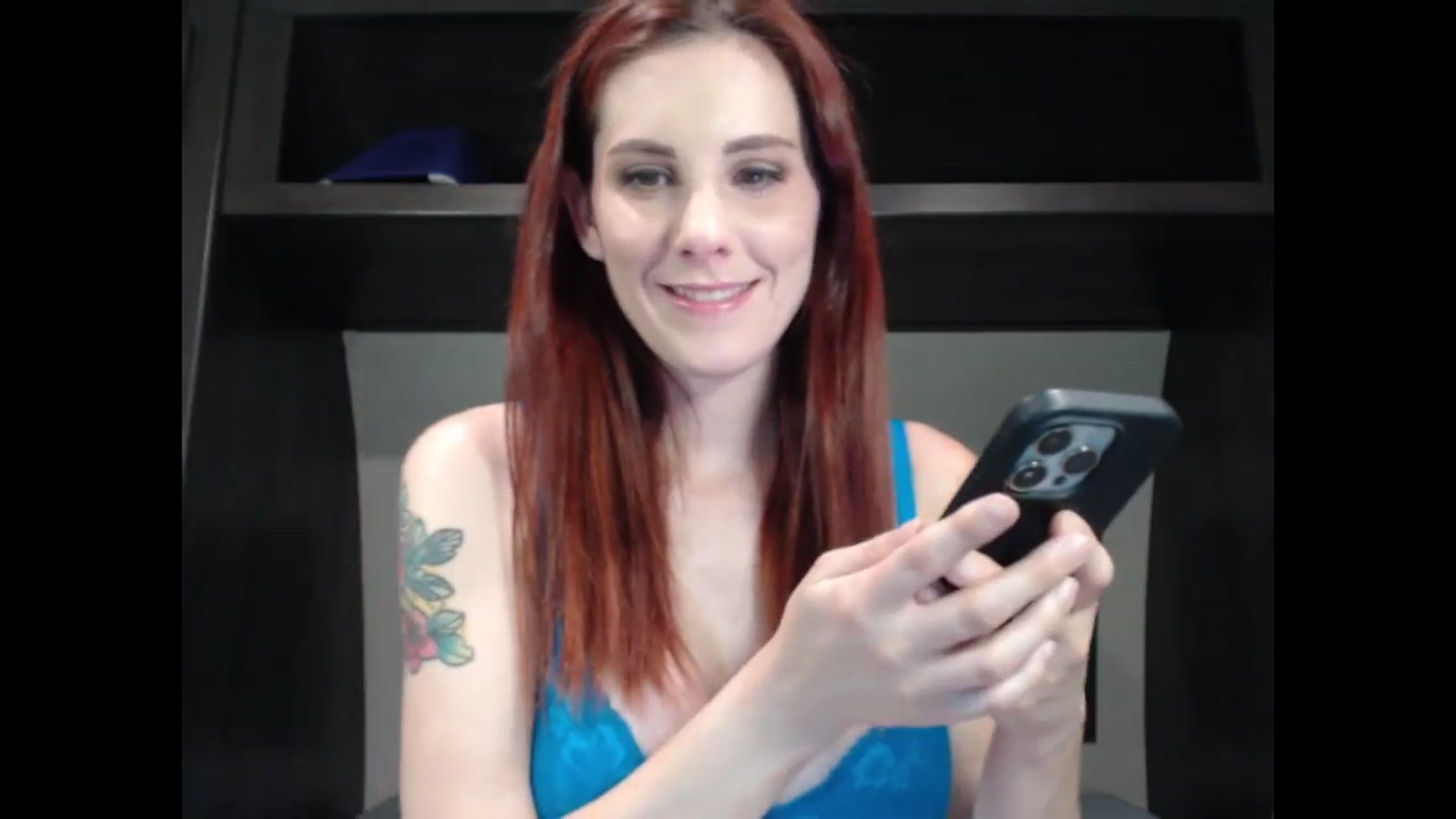 Gallery image thumbnail from kellycapricex's myfreecams stream on, 06/30/2024, 10:02 image 5 of 20