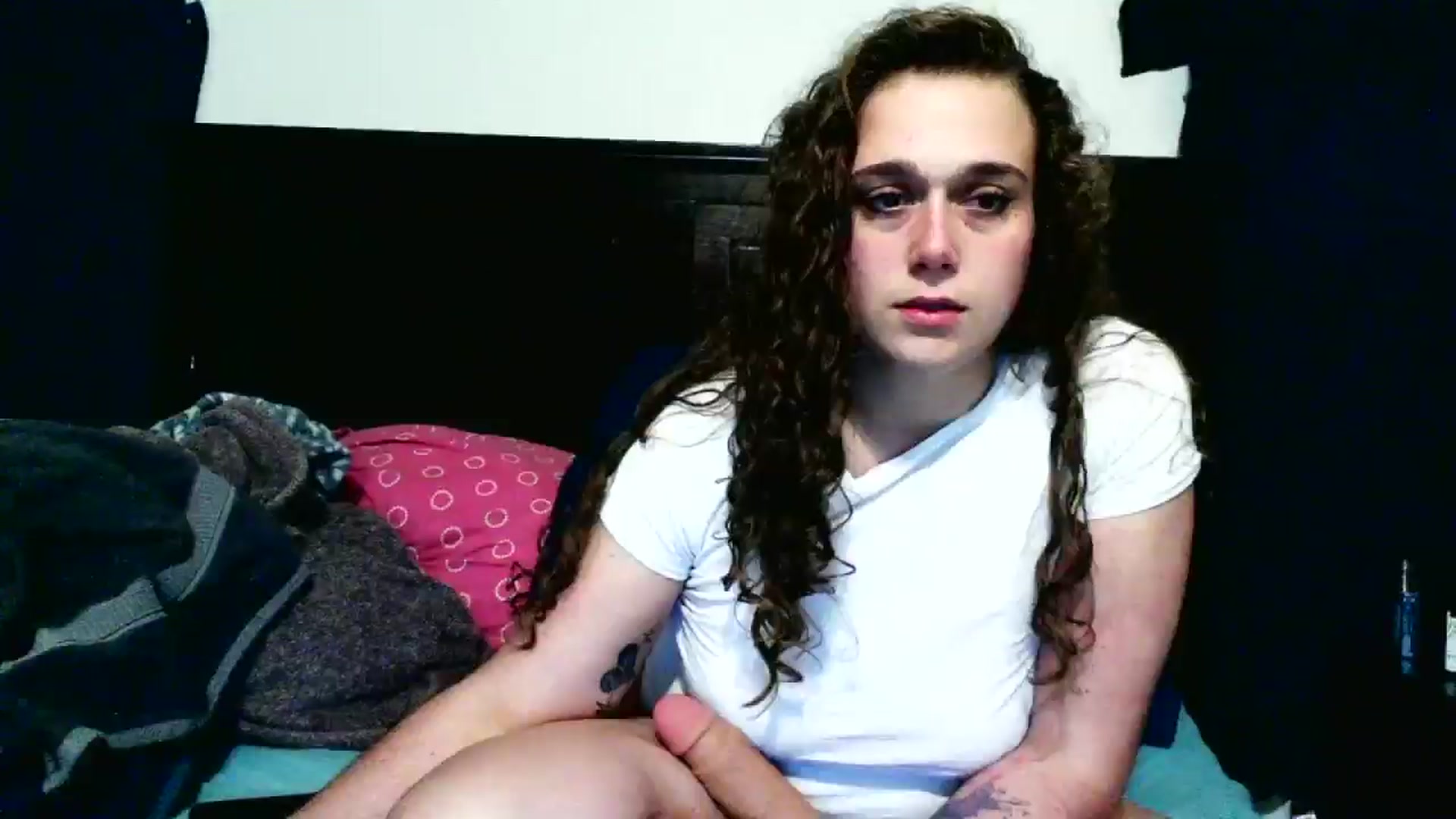 Gallery image thumbnail from kellyrose69's myfreecams stream on, 09/19/2024, 13:14 image 20 of 20