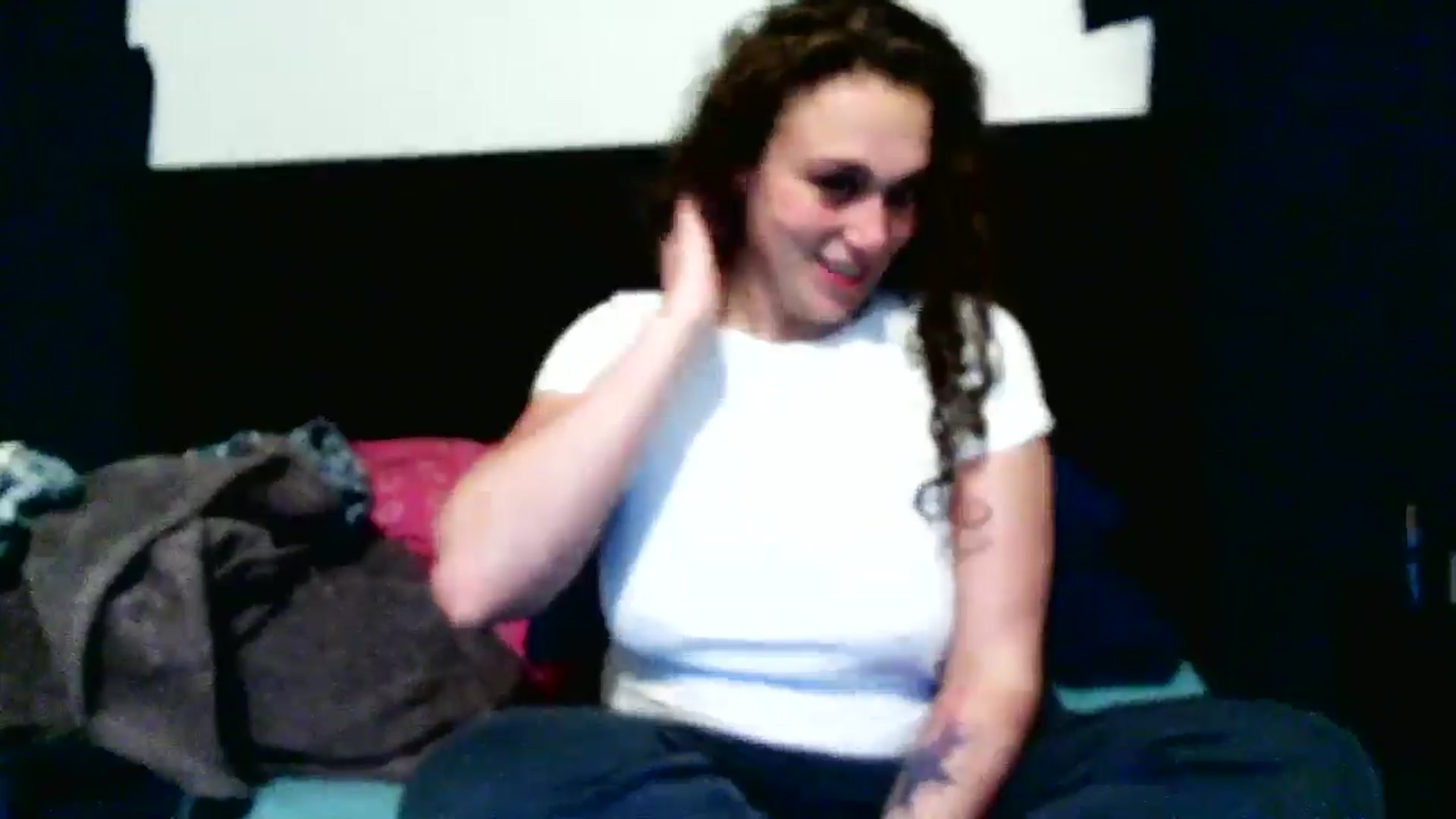 Gallery image thumbnail from kellyrose69's myfreecams stream on, 09/19/2024, 13:14 image 4 of 20