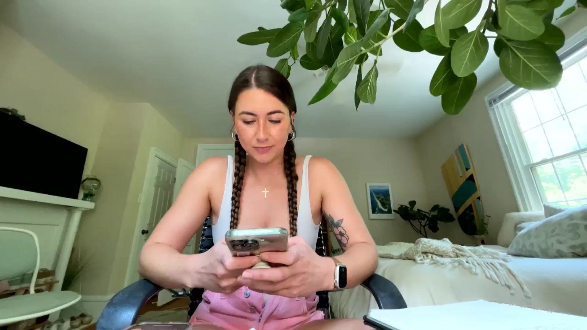 Gallery image thumbnail from kendrikcay's myfreecams stream on, 06/26/2024, 17:00 image 11 of 20