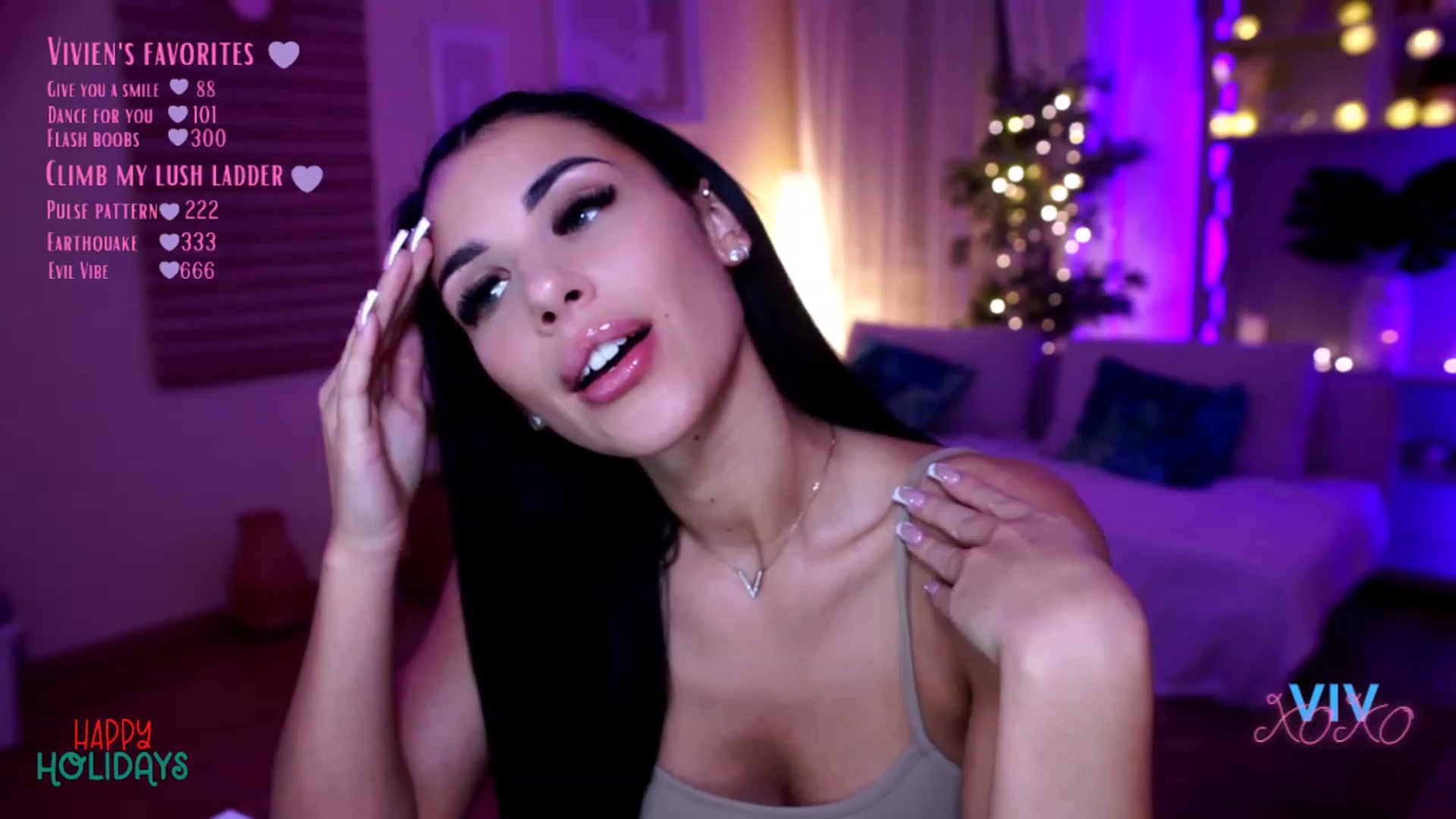 Gallery image thumbnail from kerelai's myfreecams stream on, 12/02/2022, 16:33 image 7 of 20