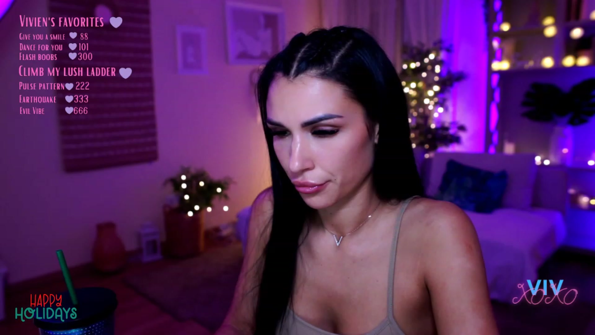 Gallery image thumbnail from kerelai's myfreecams stream on, 12/02/2022, 18:02 image 20 of 20
