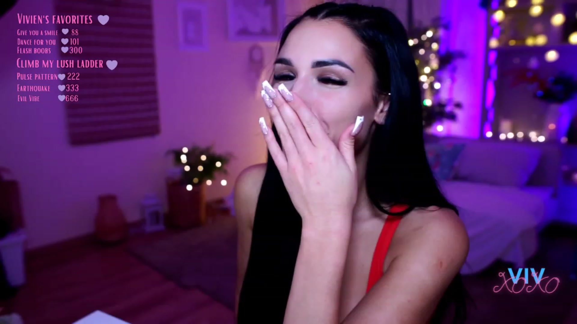 Gallery image thumbnail from kerelai's myfreecams stream on, 12/07/2022, 19:56 image 20 of 20