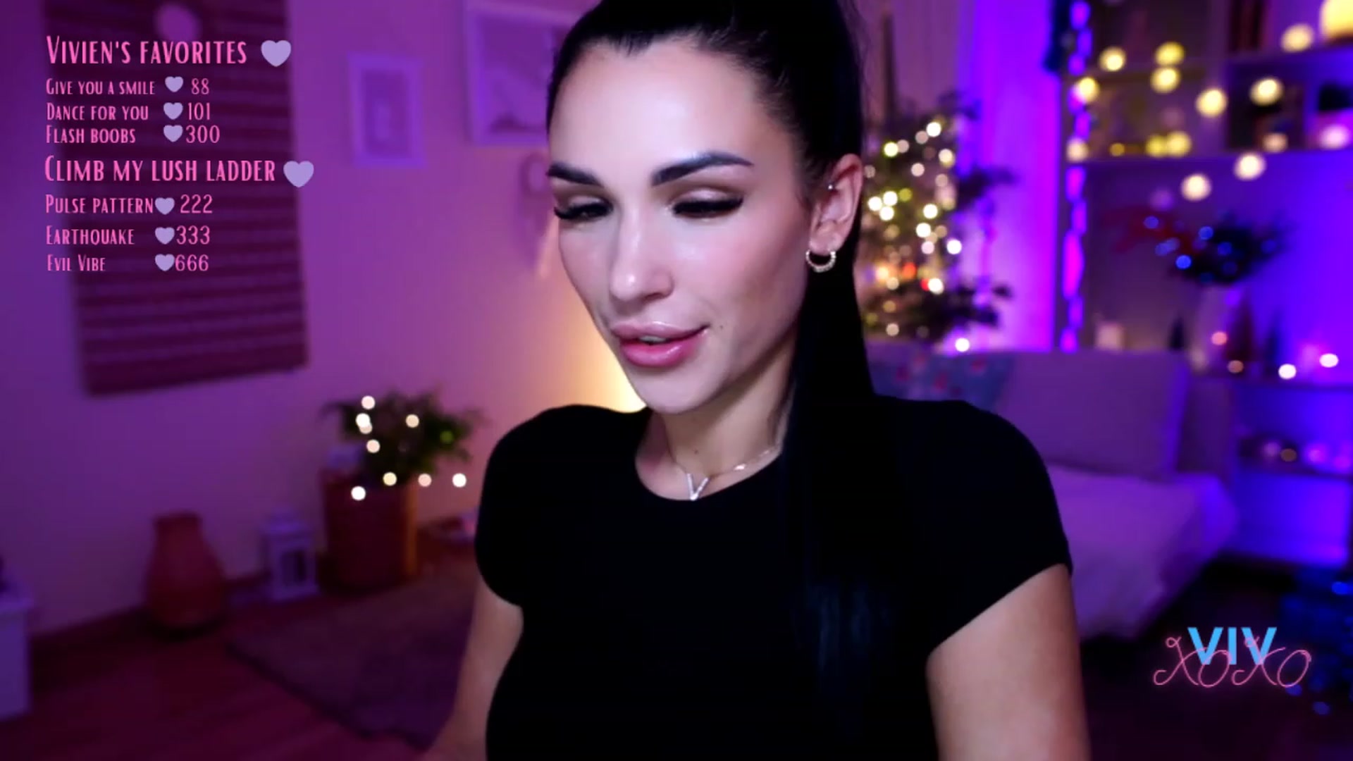 Gallery image thumbnail from kerelai's myfreecams stream on, 12/11/2022, 16:14 image 11 of 20