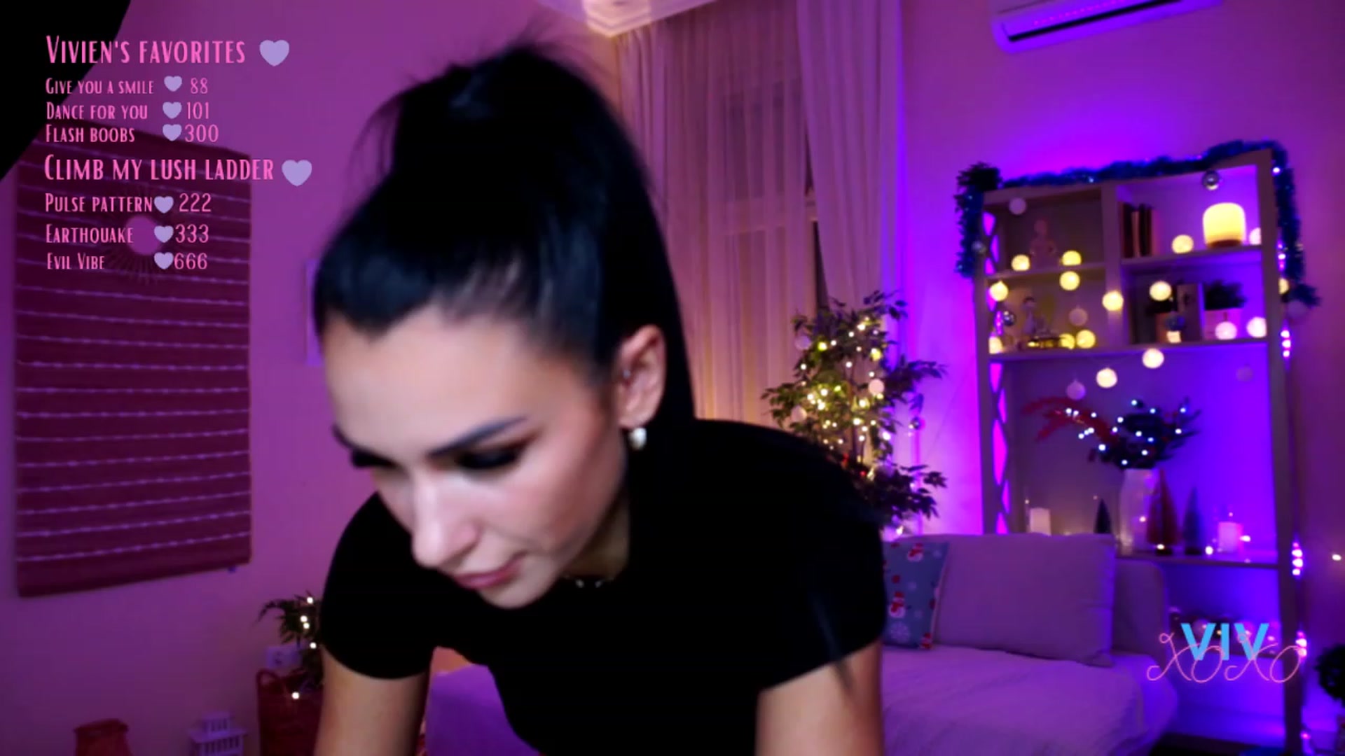 Gallery image thumbnail from kerelai's myfreecams stream on, 12/11/2022, 16:14 image 4 of 20