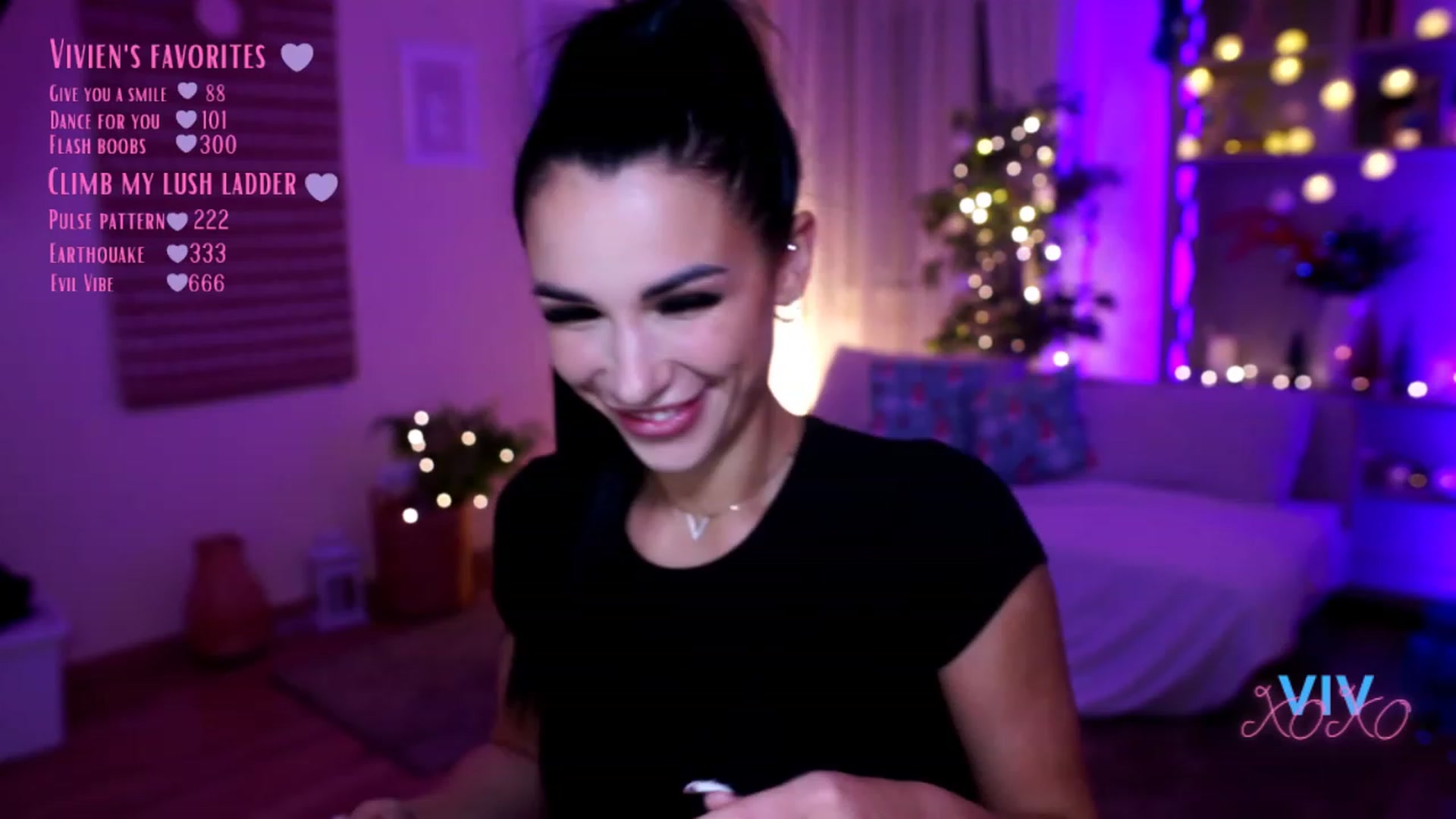 Gallery image thumbnail from kerelai's myfreecams stream on, 12/11/2022, 17:58 image 13 of 20