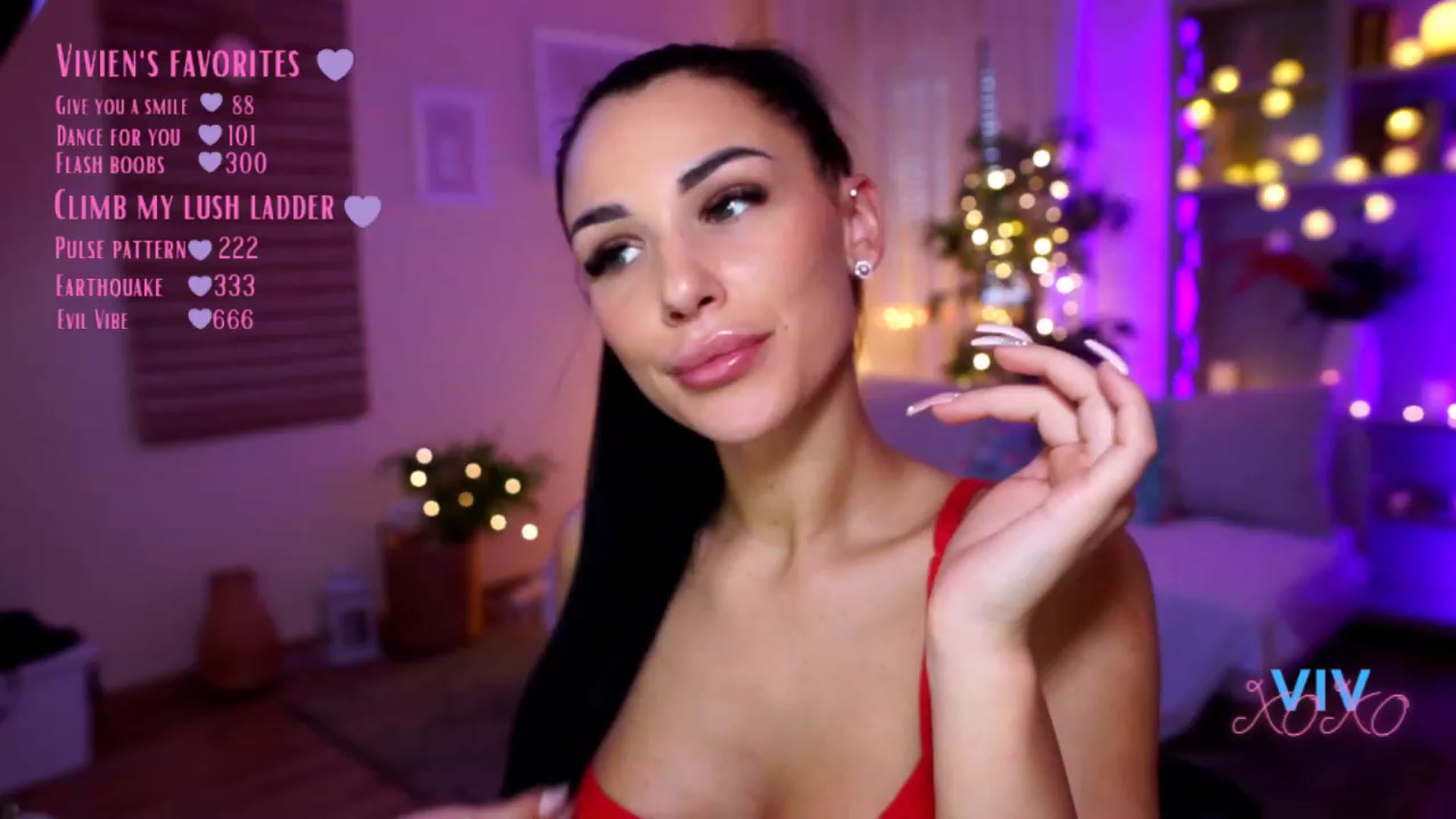 Gallery image thumbnail from kerelai's myfreecams stream on, 12/28/2022, 14:42 image 8 of 20