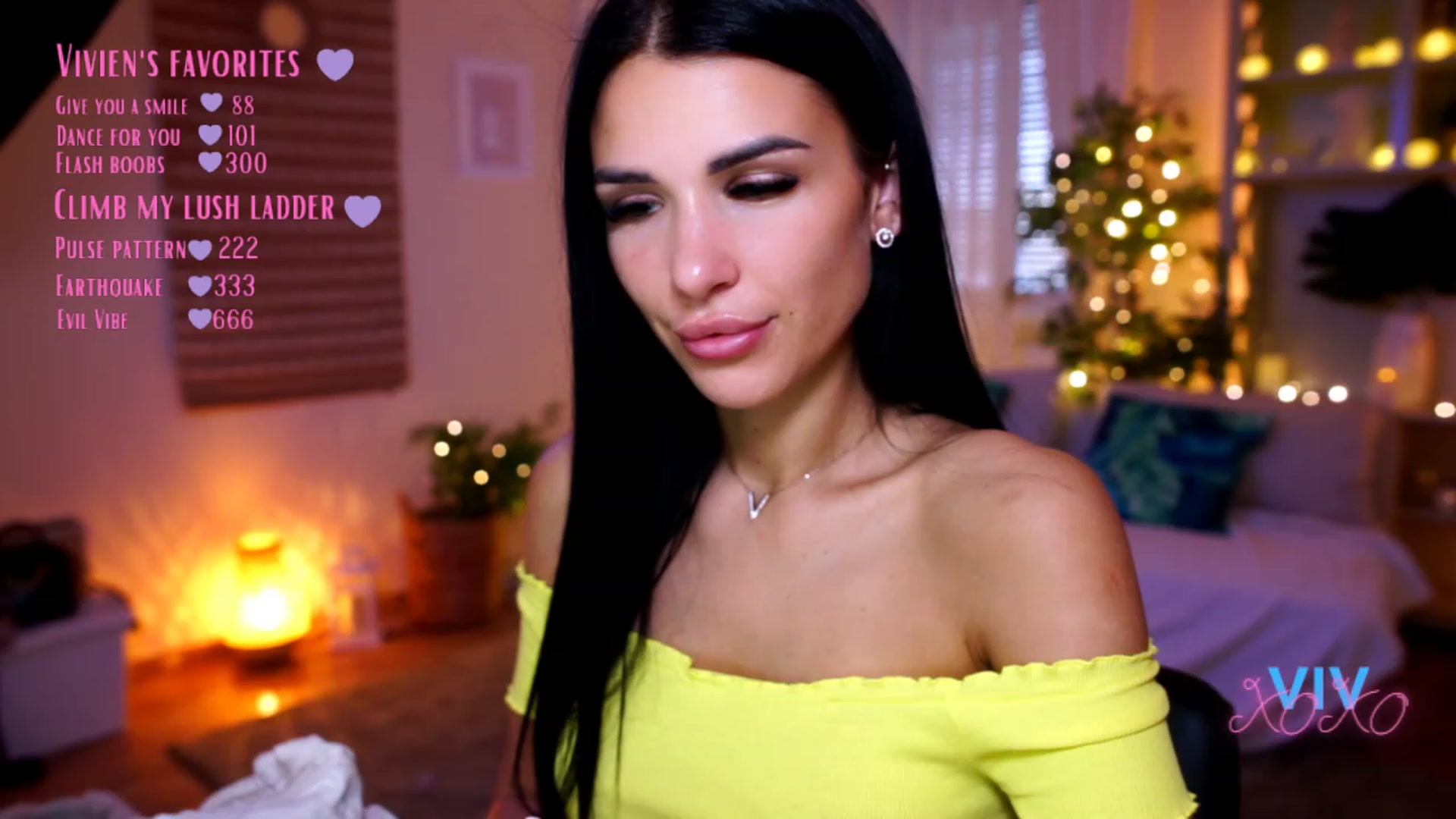 Gallery image thumbnail from kerelai's myfreecams stream on, 01/03/2023, 12:57 image 11 of 20